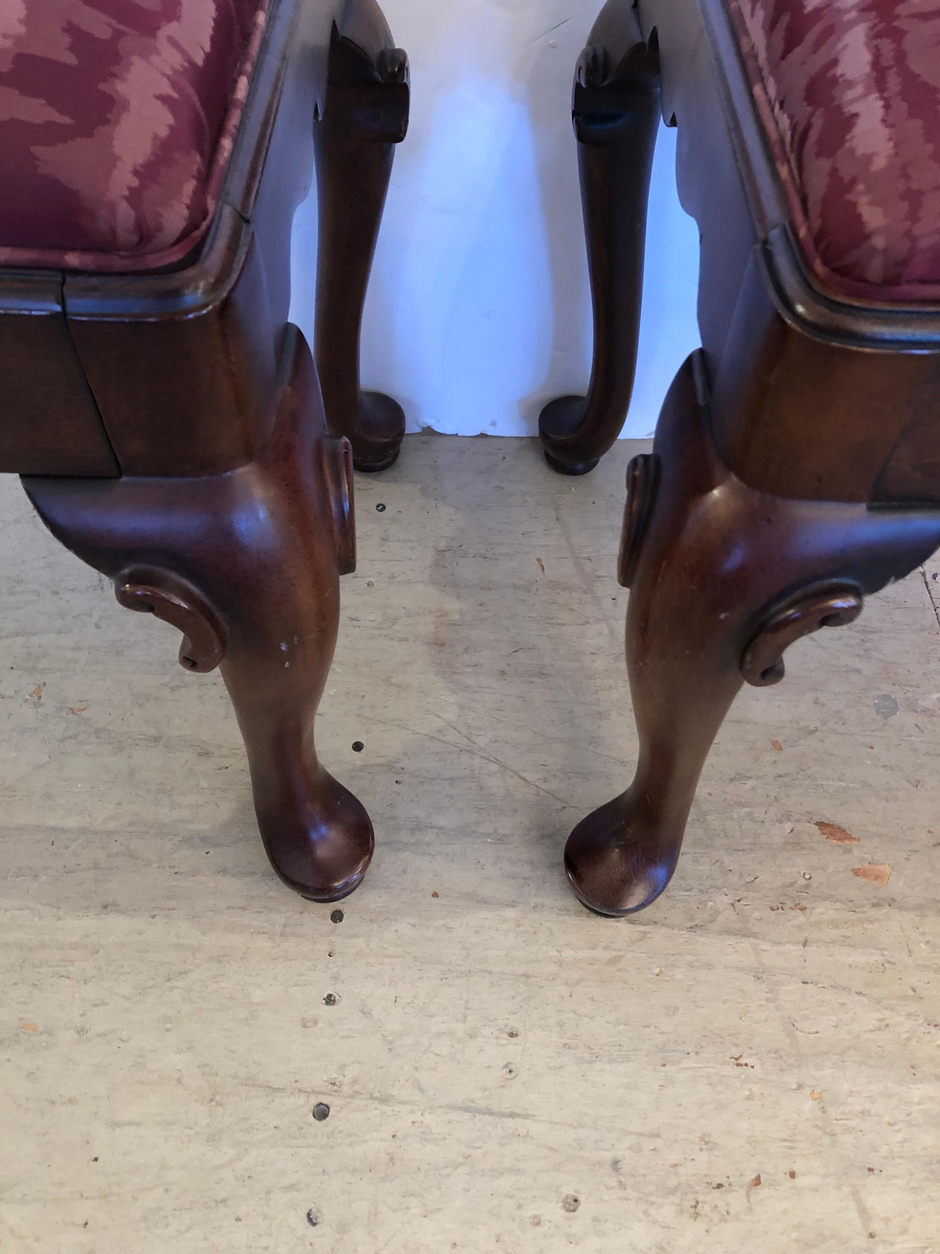 Mid-20th Century Handsome Pair of Traditional Chippendale Style Benches Ottomans Footstools For Sale