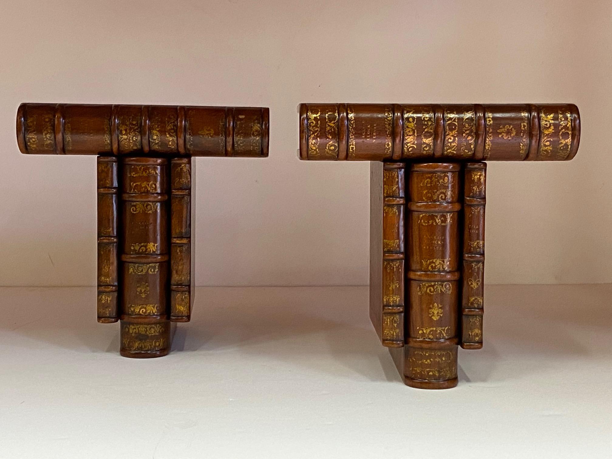 Handsome Pair of Trompe l'oeil Book Brackets For Sale 2