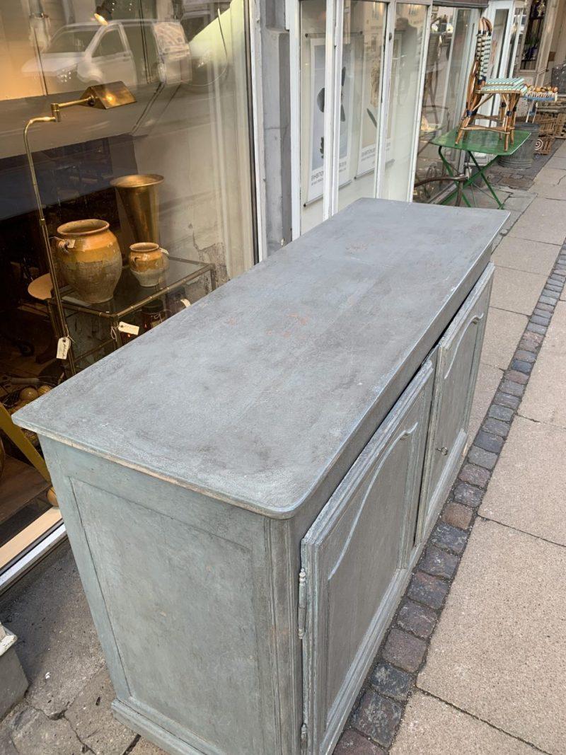 Handsome Pale Grey Antique French Cabinet / Sideboard In Good Condition In Copenhagen K, DK