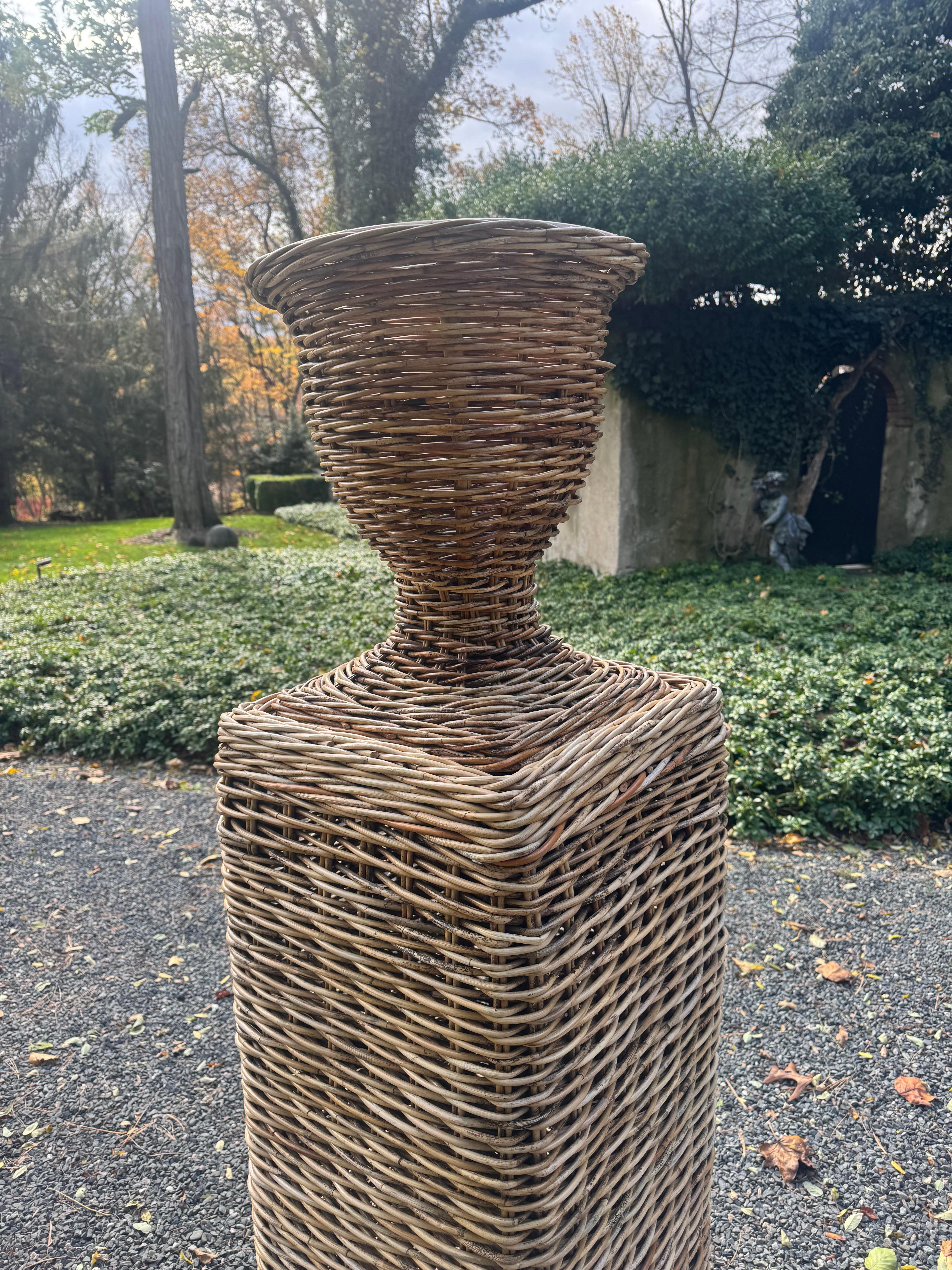 Handsome Rattan French Country Pedestal & Urn For Sale 1