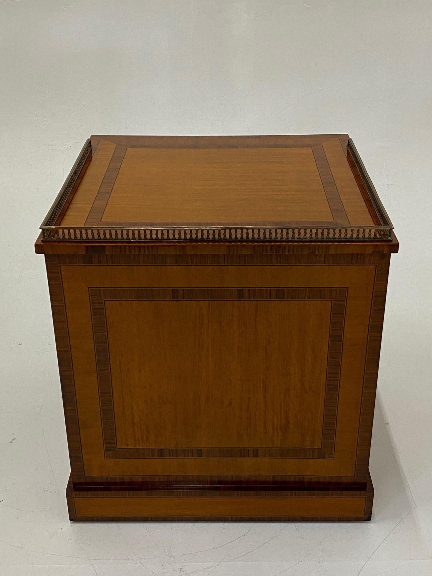 Handsome Regency Style Mahogany and Satinwood Inlay Chest Cabinet Nightstand 6