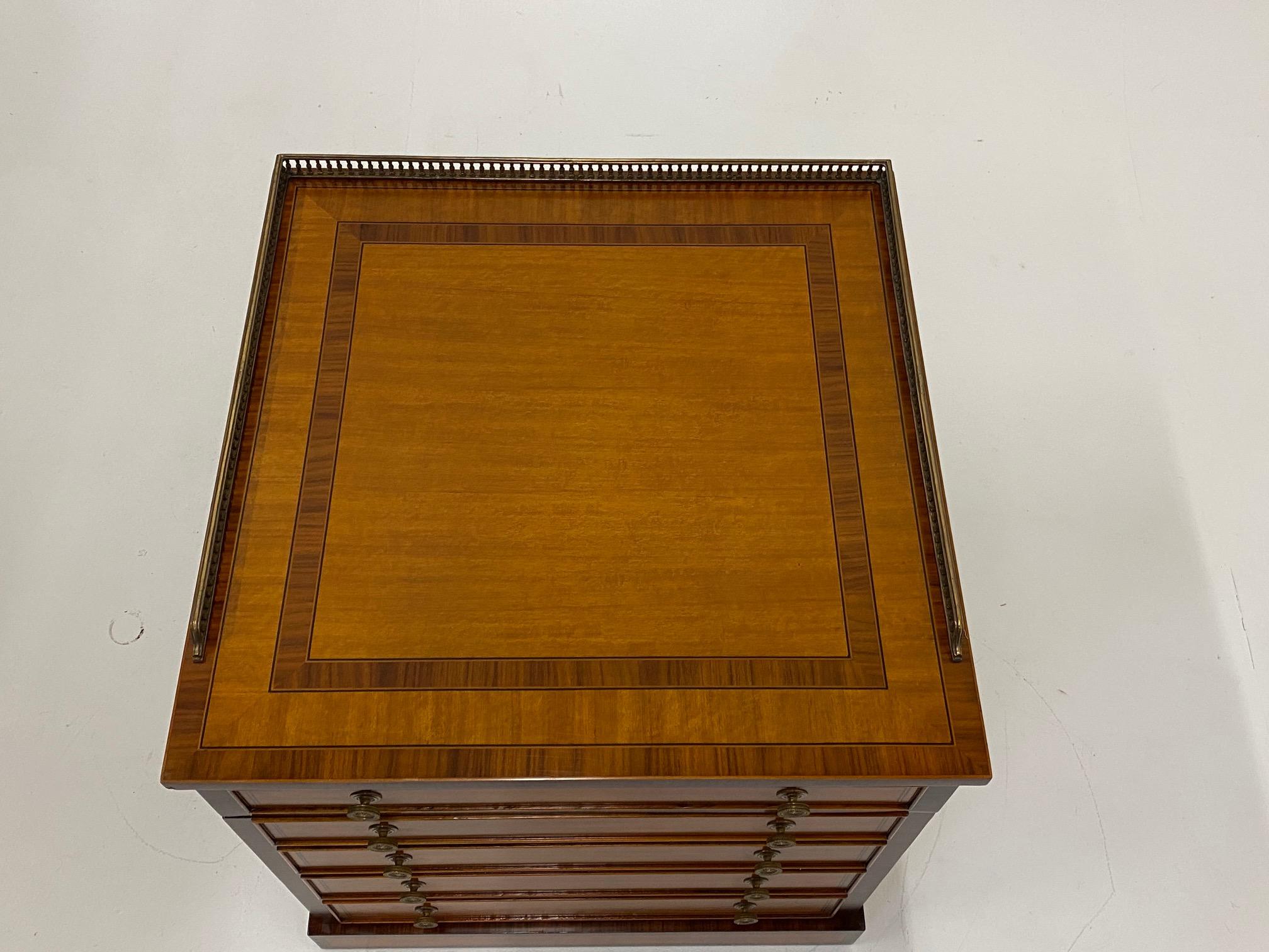 Handsome Regency Style Mahogany and Satinwood Inlay Chest Cabinet Nightstand 3