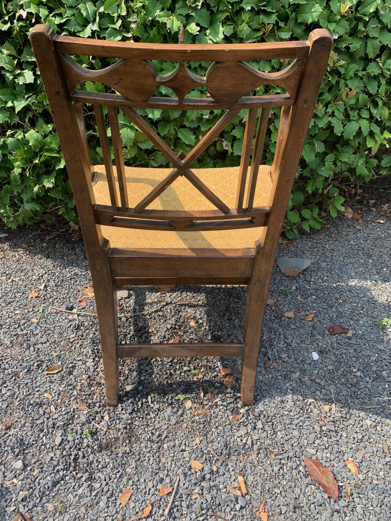Handsome Set of 6 Walnut Regency Style Dining Chairs In Good Condition For Sale In Hopewell, NJ