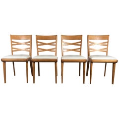 Retro Handsome Set of Four Midcentury Birch Dining Chairs by Heywood Wakefield
