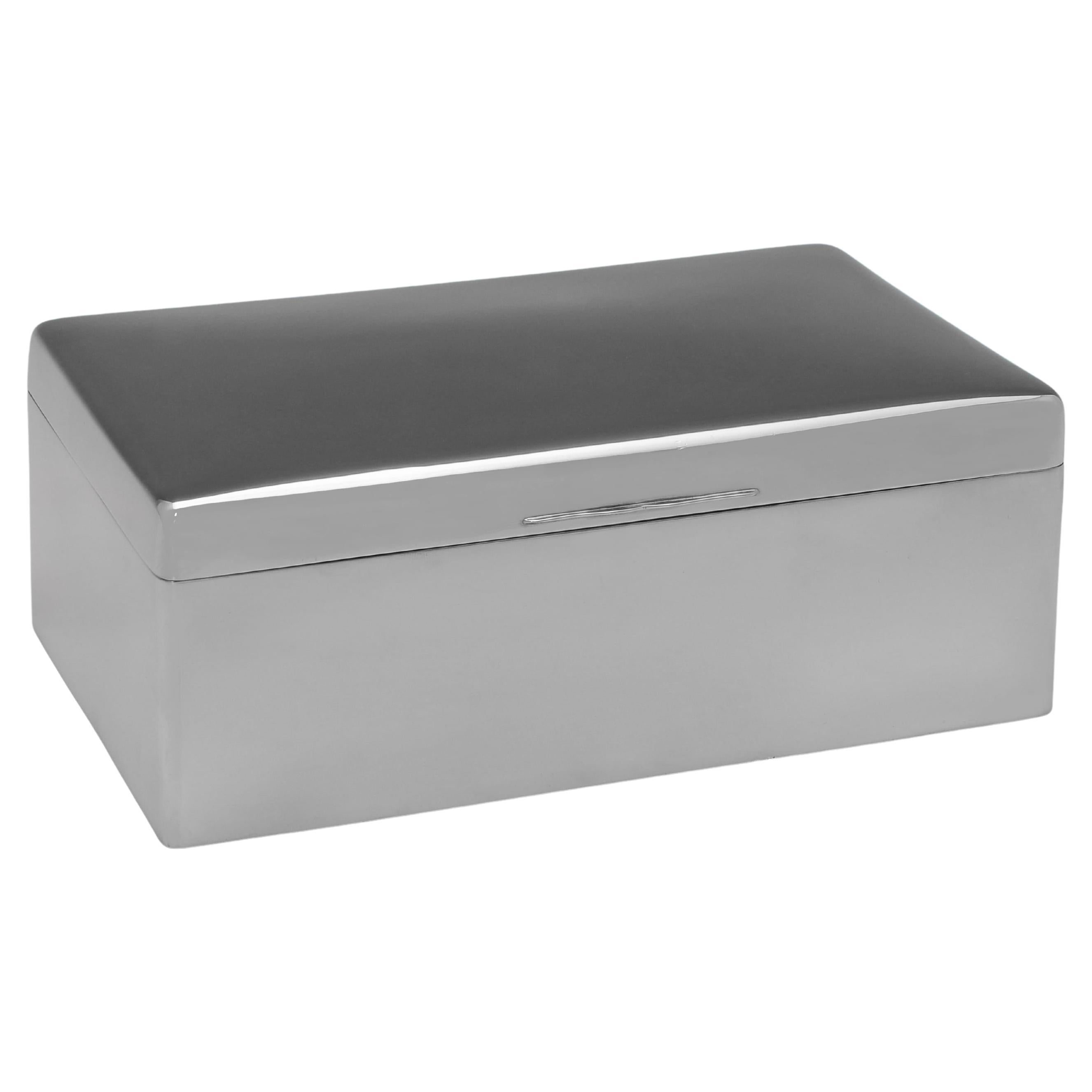 Handsome Victorian Sterling Silver Cigar Box, London 1899