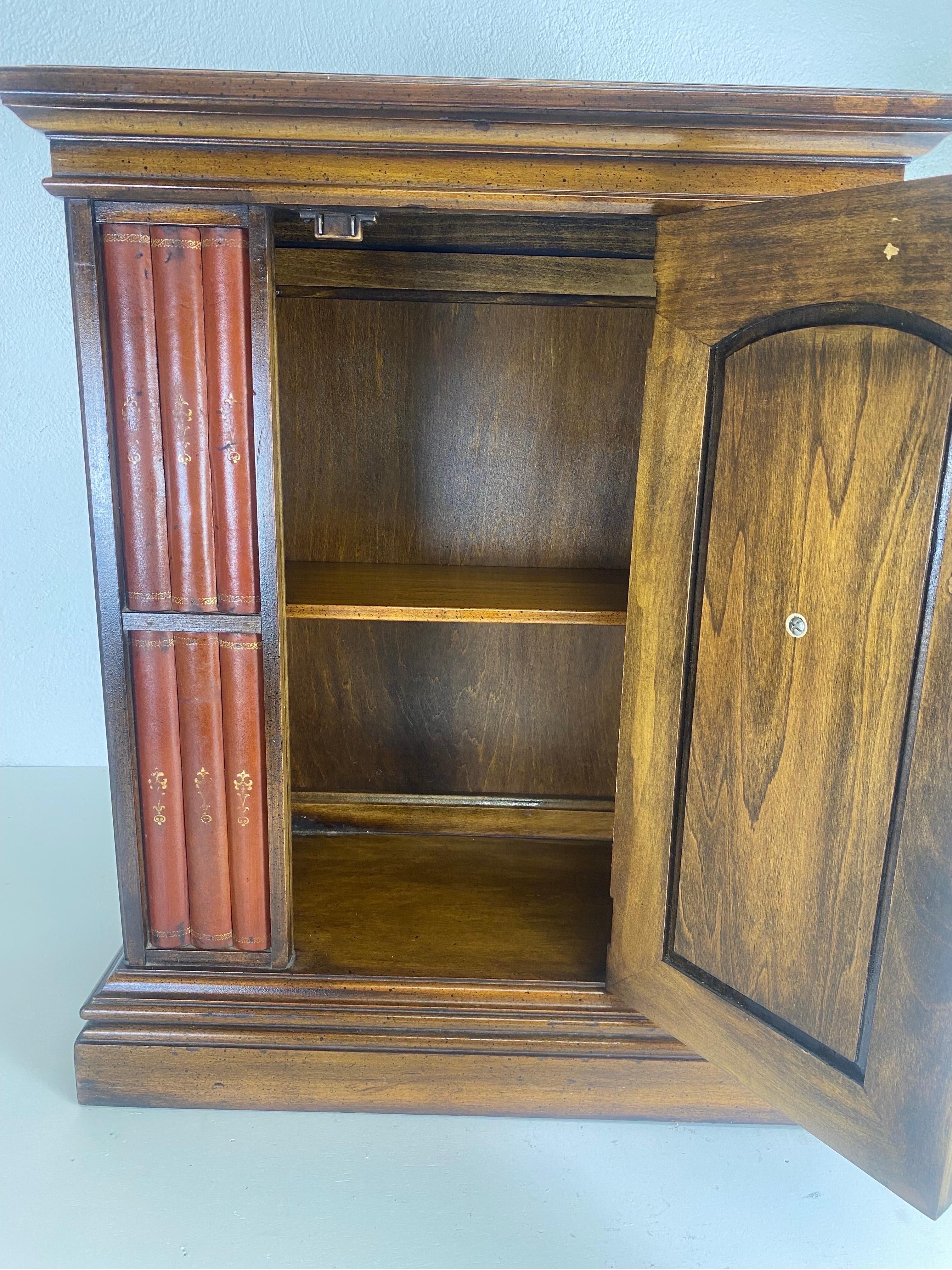 Late 20th Century Handsome vintage clubhouse style side cabinet by Brandt For Sale