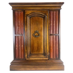 Bellissimo armadietto vintage in stile clubhouse di Brandt