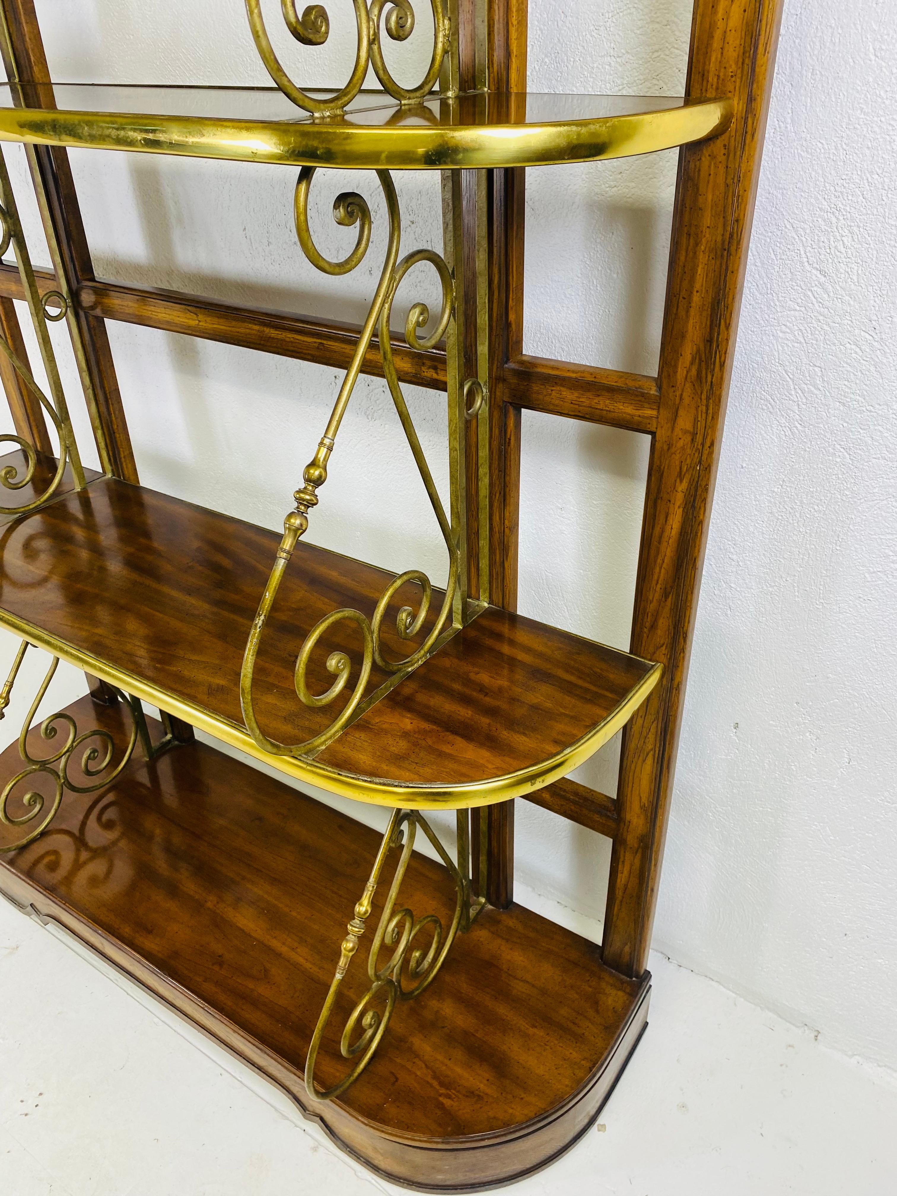Handsome vintage Drexel Heritage brass in Walnut bakers rack For Sale 3