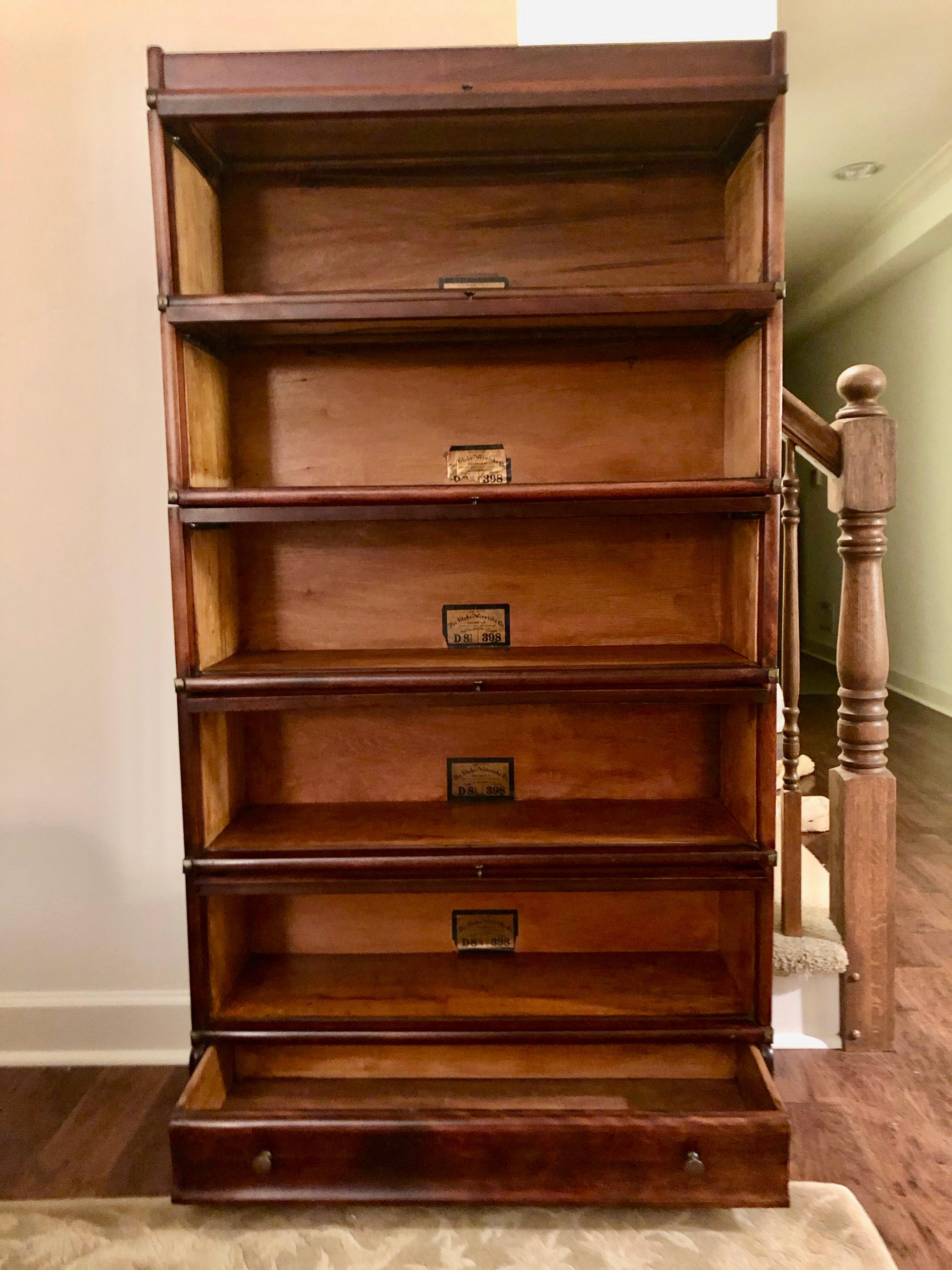 North American Handsome Vintage Globe Wernicke Stacking Oak and Glass Barrister Bookcase