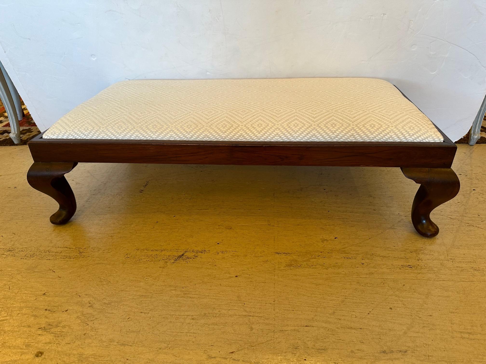Handsome Vintage Newly Upholstered Large Footstool In Good Condition For Sale In Hopewell, NJ