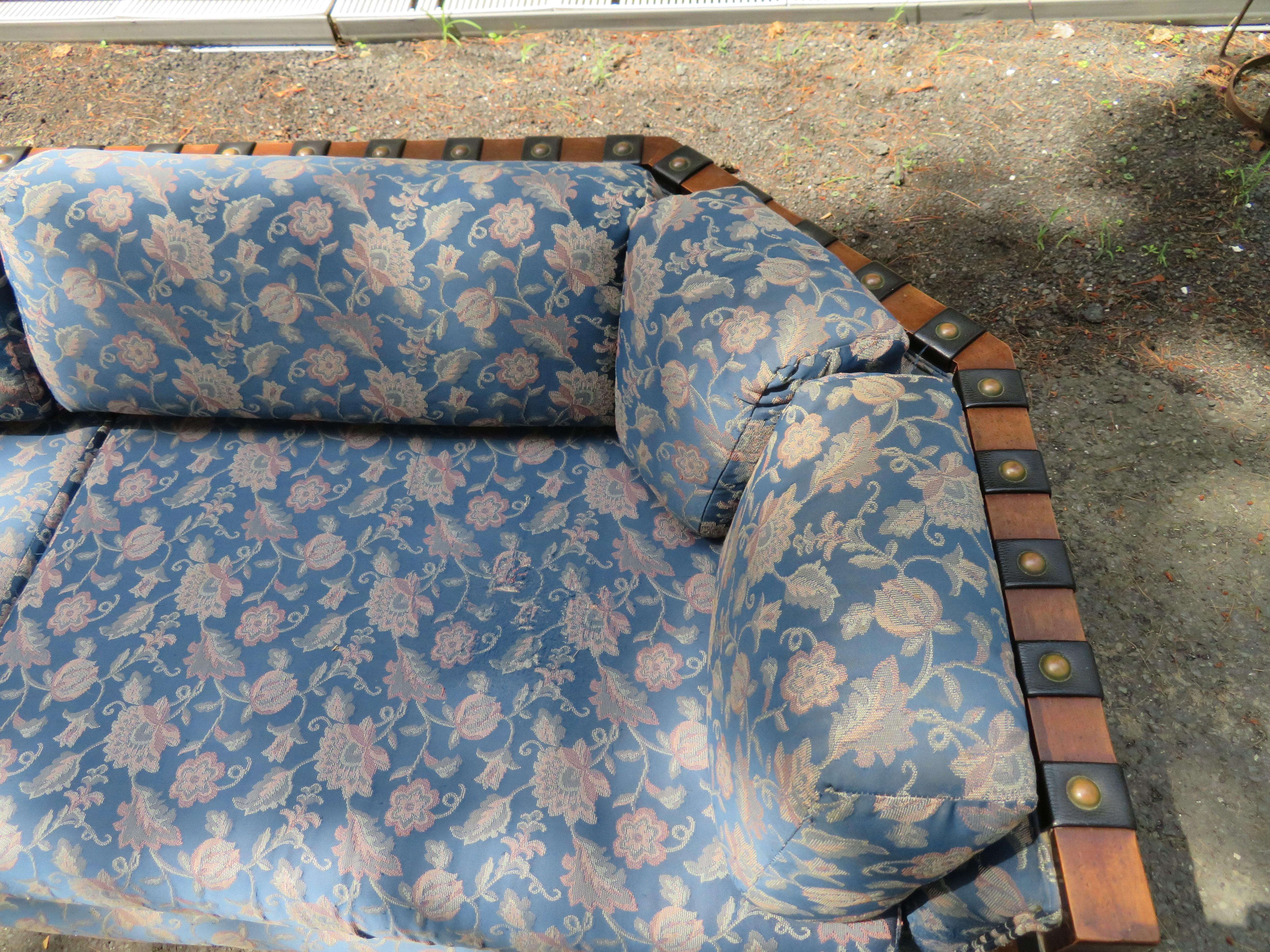 Brutalistisches Sofa aus gewebtem Leder mit Riemen, Mid-Century Modern im Angebot 4