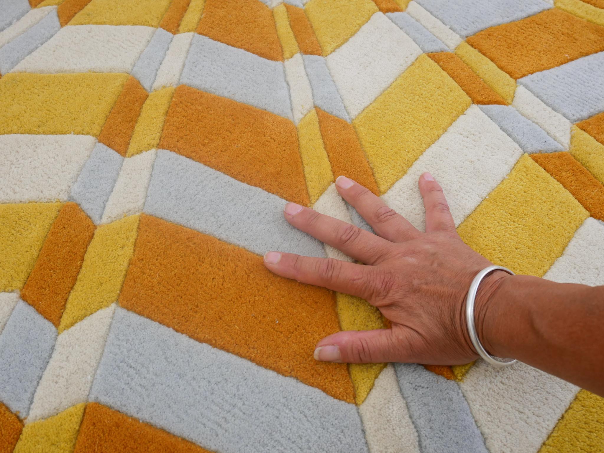 Handtufted Round Yellow & White Rug, Star - Swedish Artist Annika Johansson In New Condition For Sale In Munich, DE