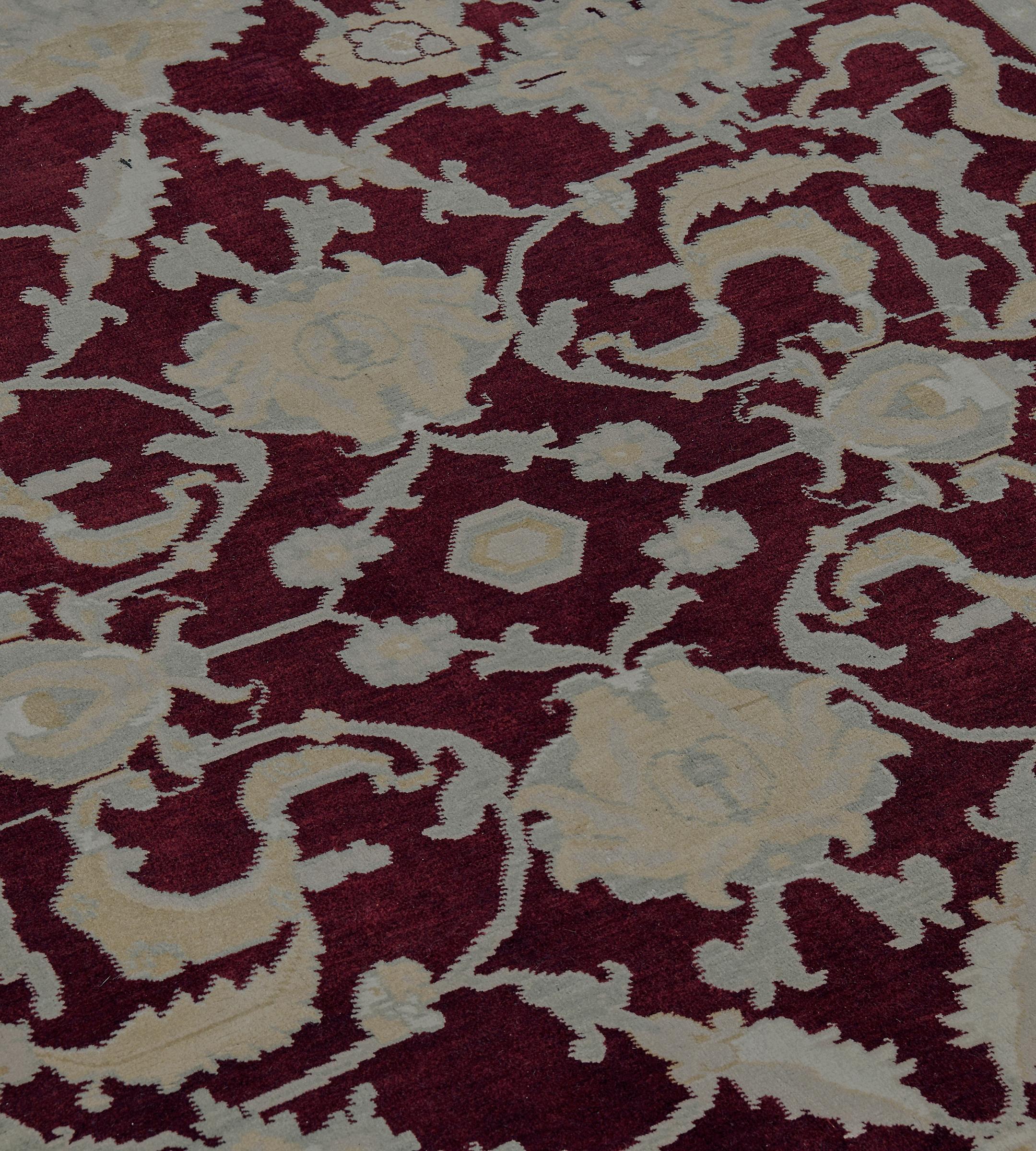 Ein sehr hochwertiger Agra aus Kaschmir mit einer schönen Färbung und einer hervorragenden Verarbeitungsqualität. flor aus 100% natürlicher Wolle. Brandneu.