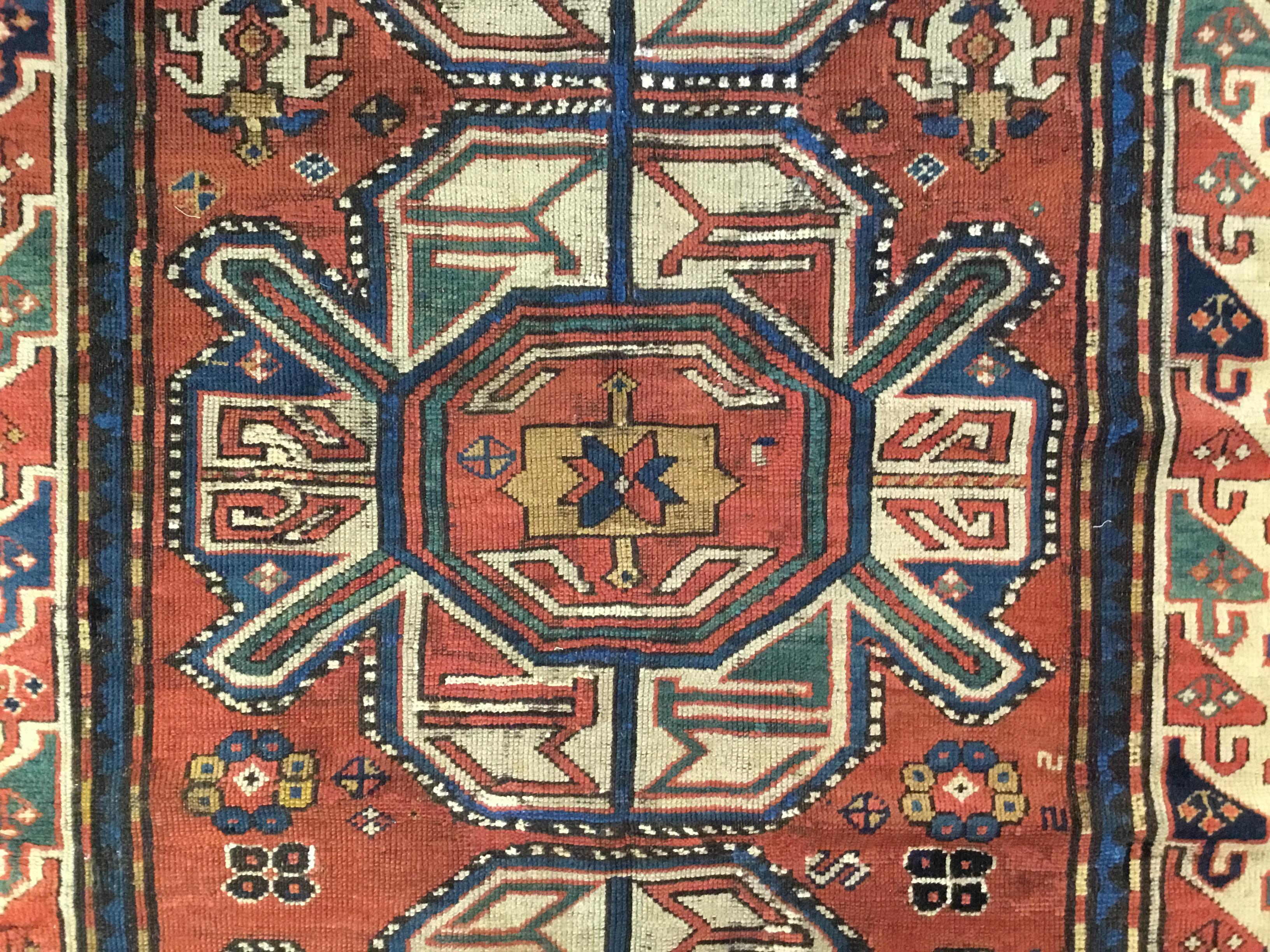 Handgewebter antiker kaukasischer Karabagh-Teppich im Angebot 4