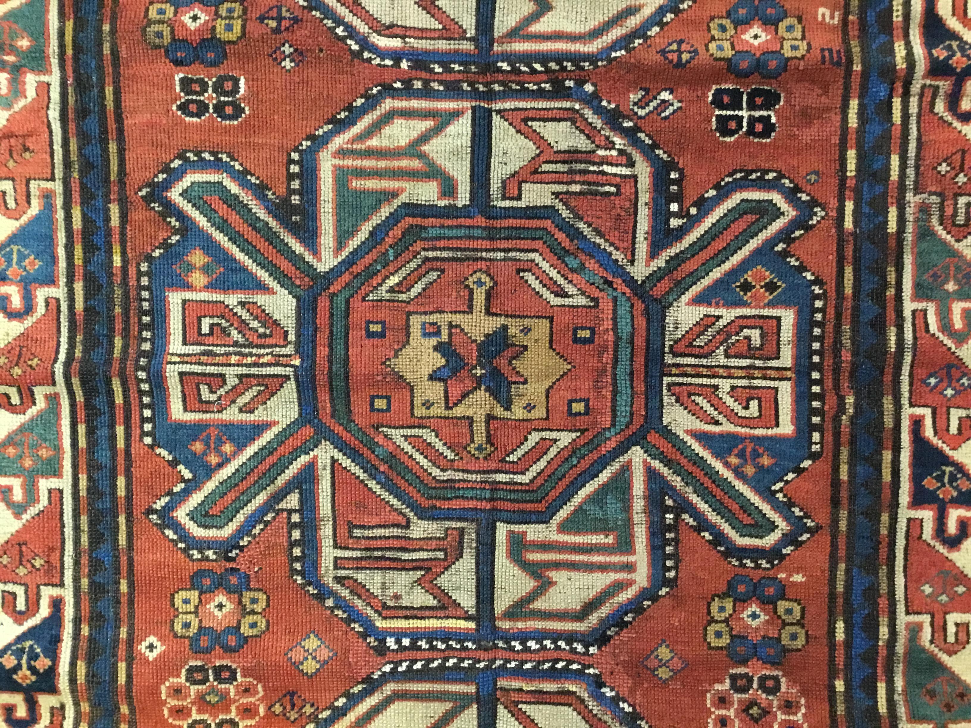 Handgewebter antiker kaukasischer Karabagh-Teppich im Angebot 5