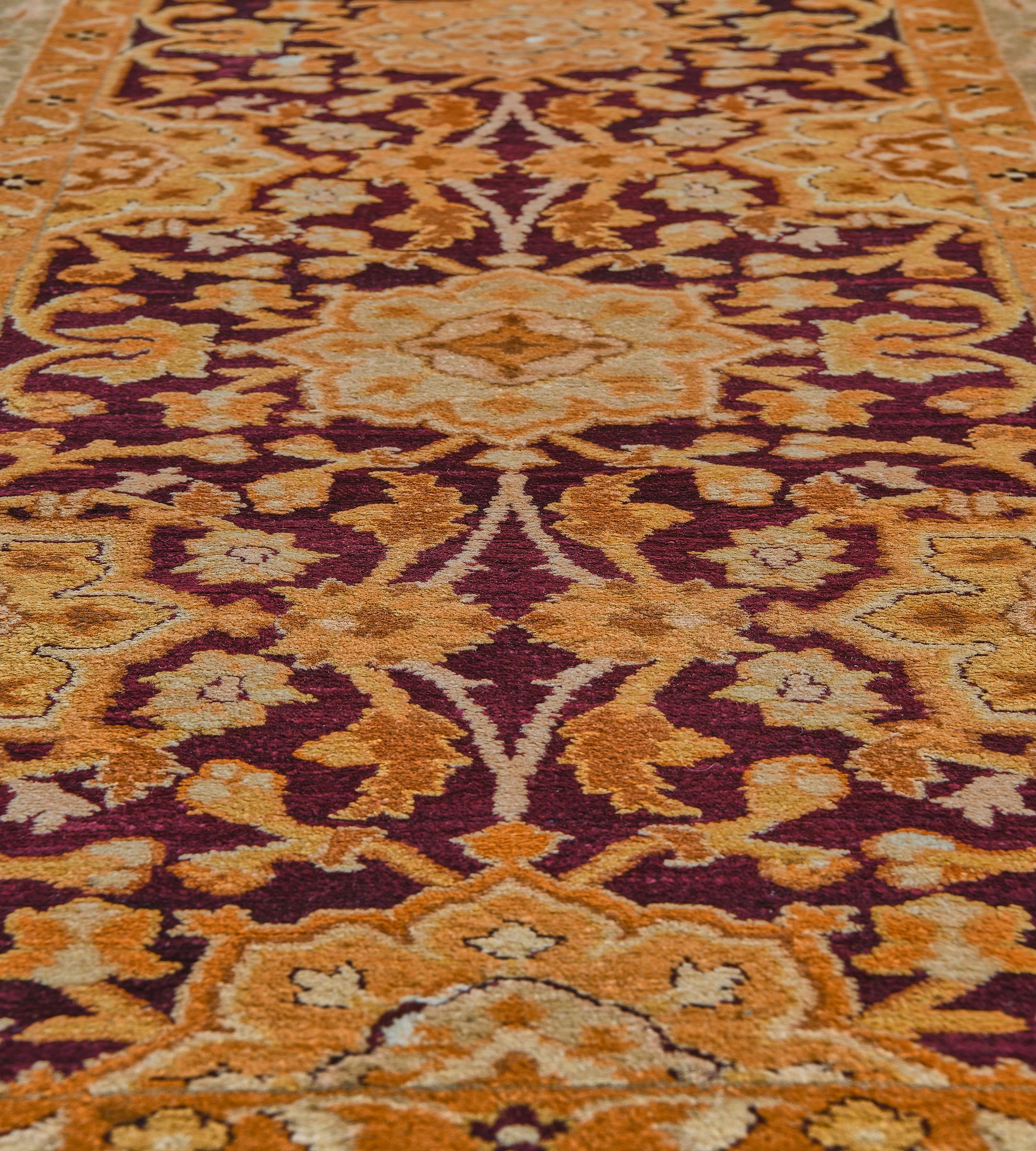 Runner Oushak antico tessuto a mano CIRCA 1900 con fiori d'arancio in vendita 1