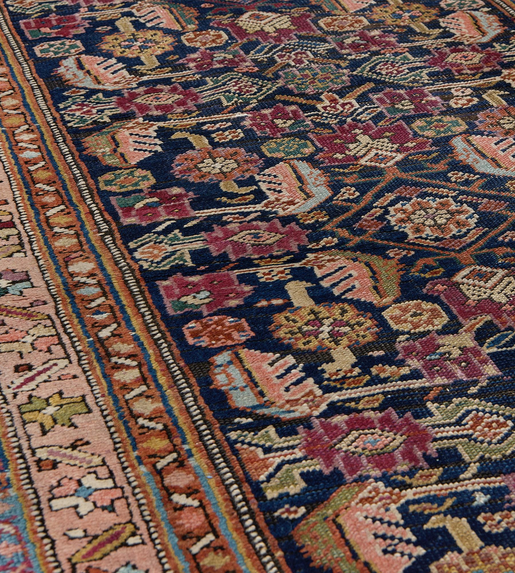 Noué à la main Tapis de couloir Karabagh Herati-Pattern tissé à la main en vente