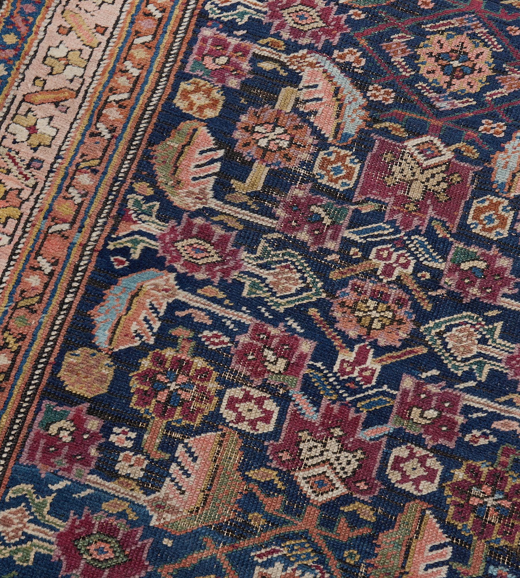 Laine Tapis de couloir Karabagh Herati-Pattern tissé à la main en vente