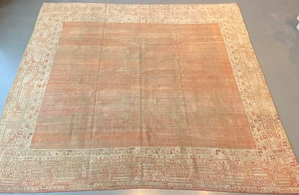 Hand-Knotted Handwoven Antique Oushak Rug from the Late 19th Century For Sale