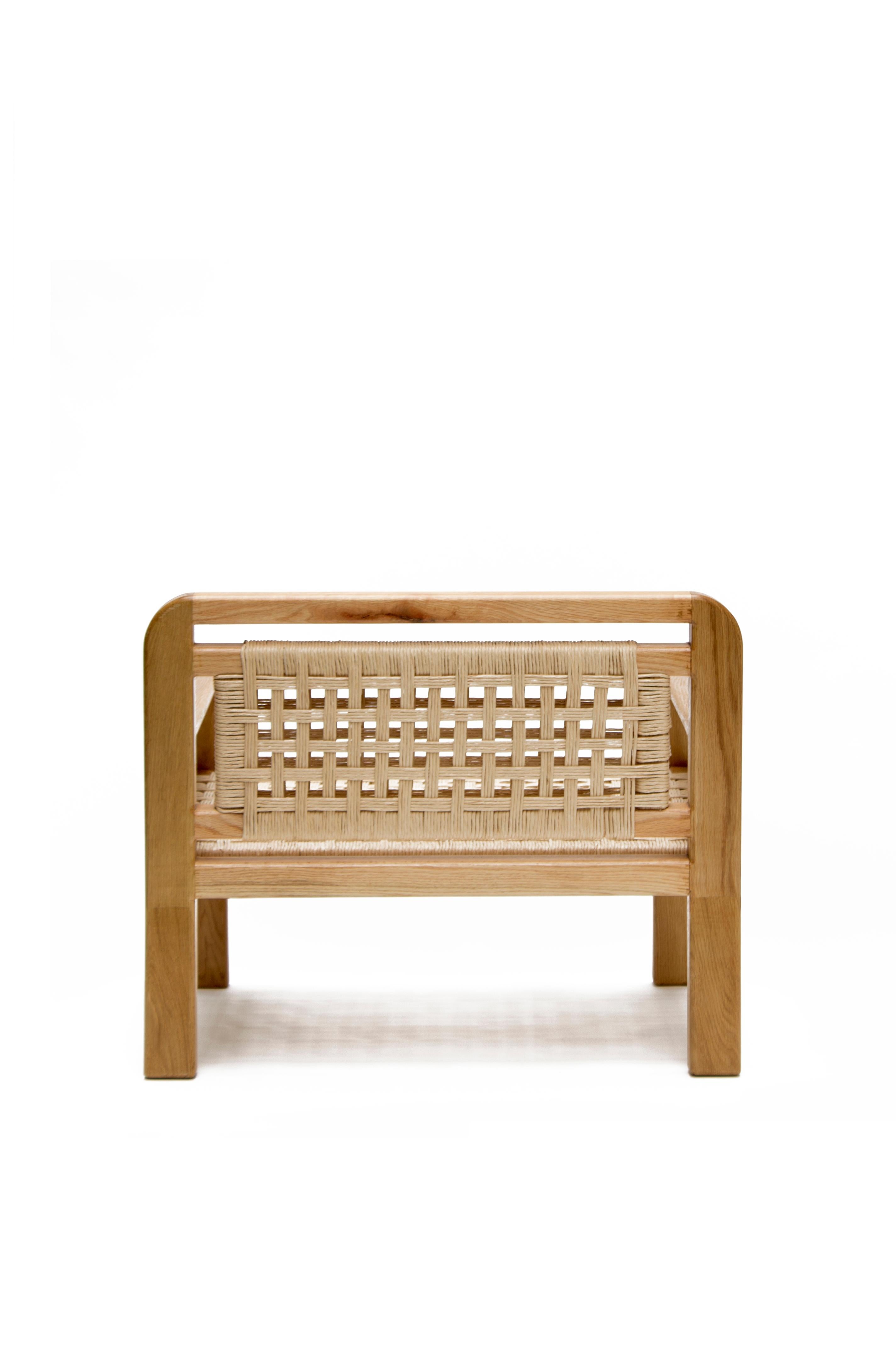 Handgeflochtener August Lounge Chair:: Massivholz Eiche und Papierkordel (21. Jahrhundert und zeitgenössisch) im Angebot