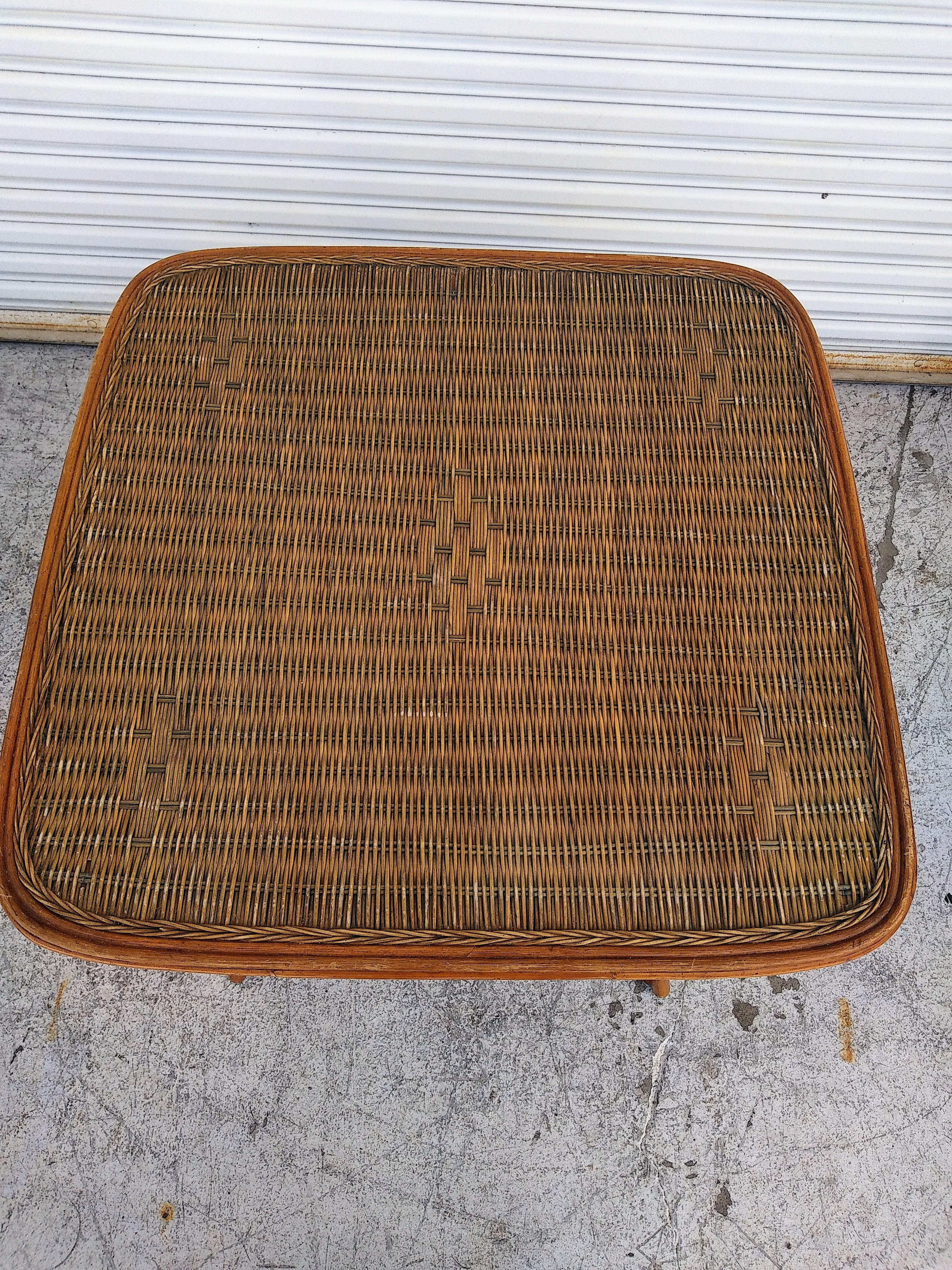 Filippino Set da pranzo in bambù e rattan intrecciato a mano in vendita
