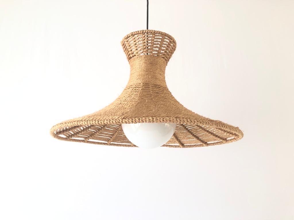Handwoven Brown thick thread and metal body XL Pendant with ball glass shade, 1970s, Germany

Lampshade is in very good vintage condition.
No crack, no missed piece.
Original canopy.

This lamp works with E27 light bulb. Max 100W
Wired and suitable