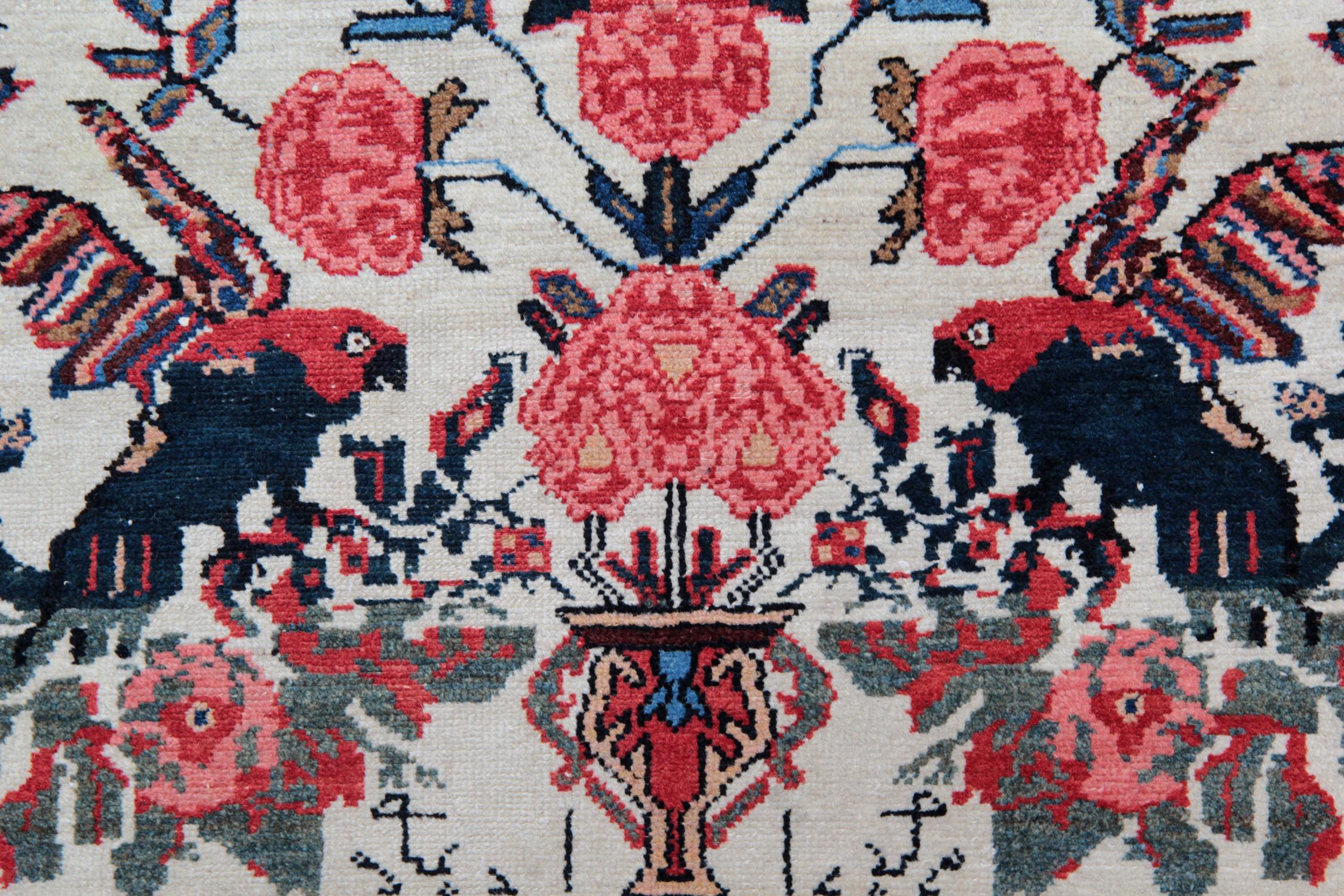 Alfombra Floral Alfombra Tejida a Mano Antigua Alfombra Crema Rosa Pictórica Azerbaiyano en venta