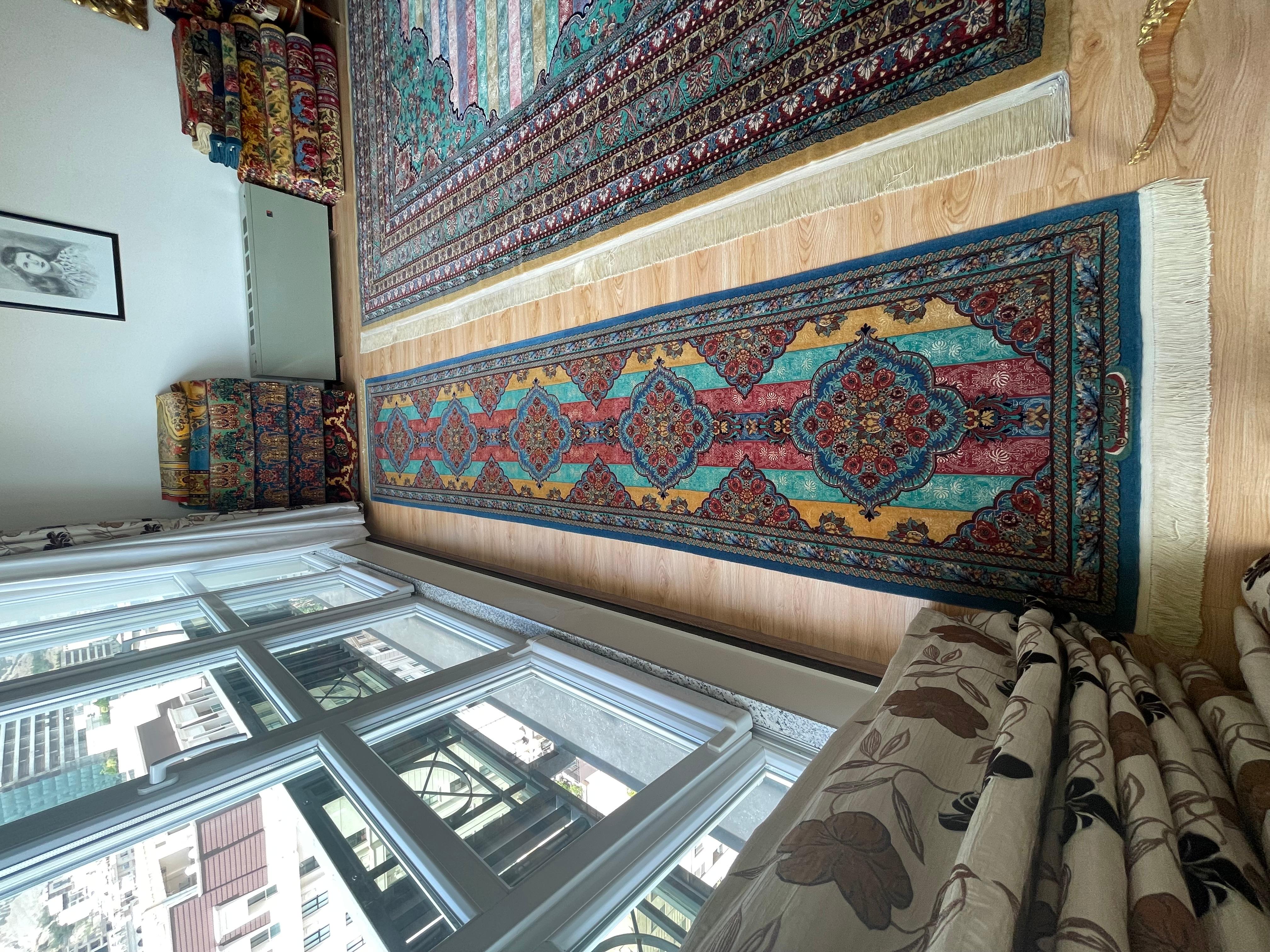 Exklusiver handgewebter türkisfarbener geometrischer gestreifter Teppich-Läufer (21. Jahrhundert und zeitgenössisch) im Angebot