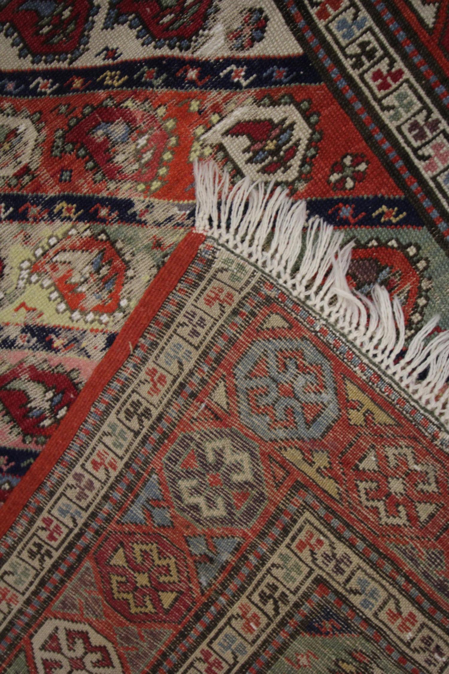 Laine Tapis caucasien traditionnel tissé à la main, tapis en laine rouge à motif cachemire en vente