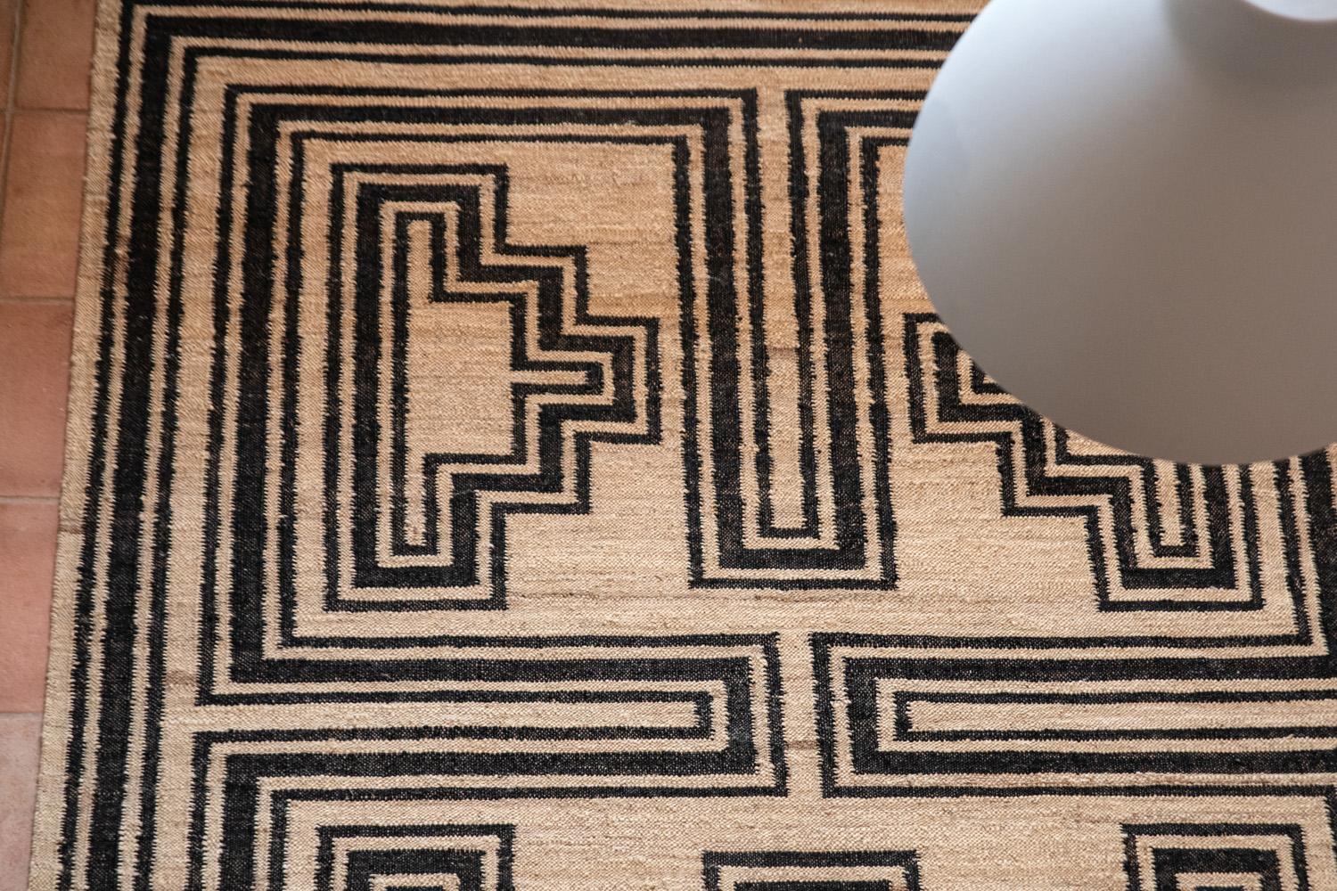 Contemporary Modern Handwoven Jute Carpet Rug Dhurrie Cream & Black Pyramids For Sale