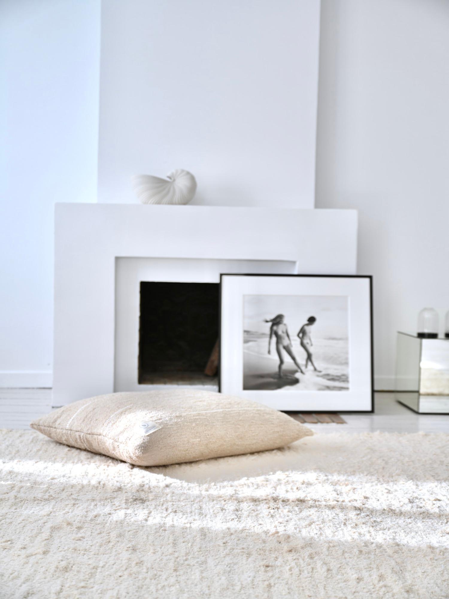 Tappeto portoghese in cotone ecru tessuto a mano Lago SAUDADE DESIGN In condizioni Nuovo in vendita a PARIS, FR