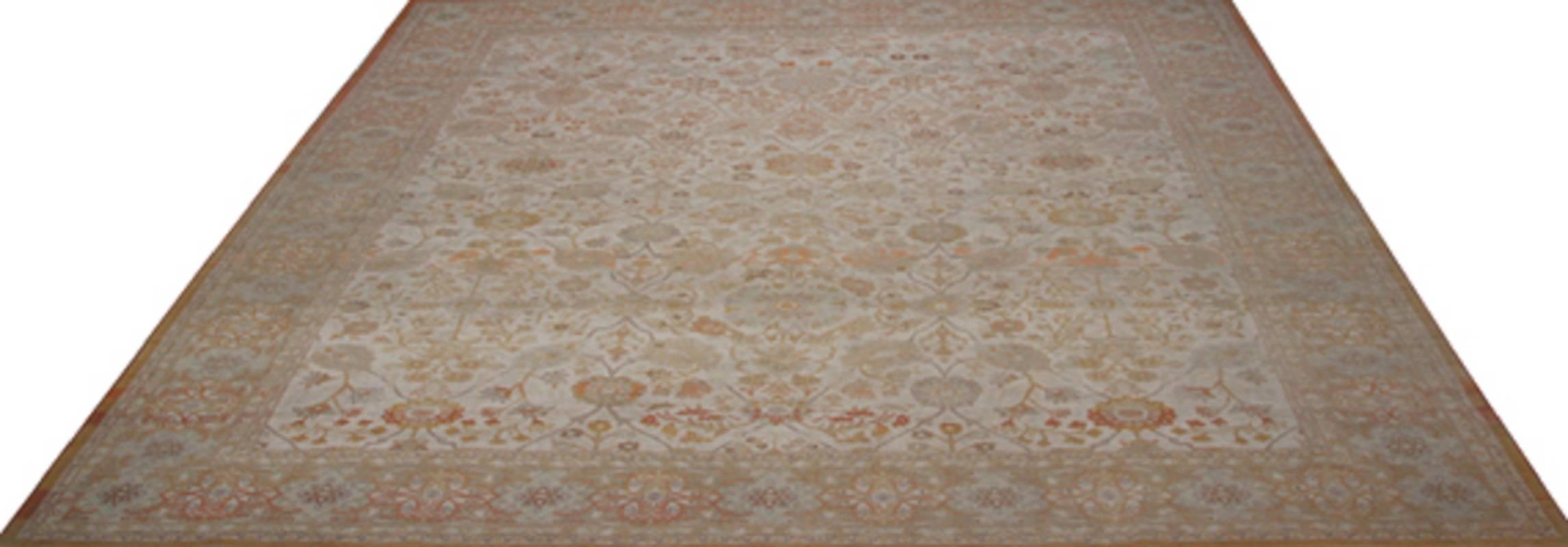 Egyptian Hand Woven Ivory Persian Tabriz Rug Recreation - FREE SHIPPING For Sale