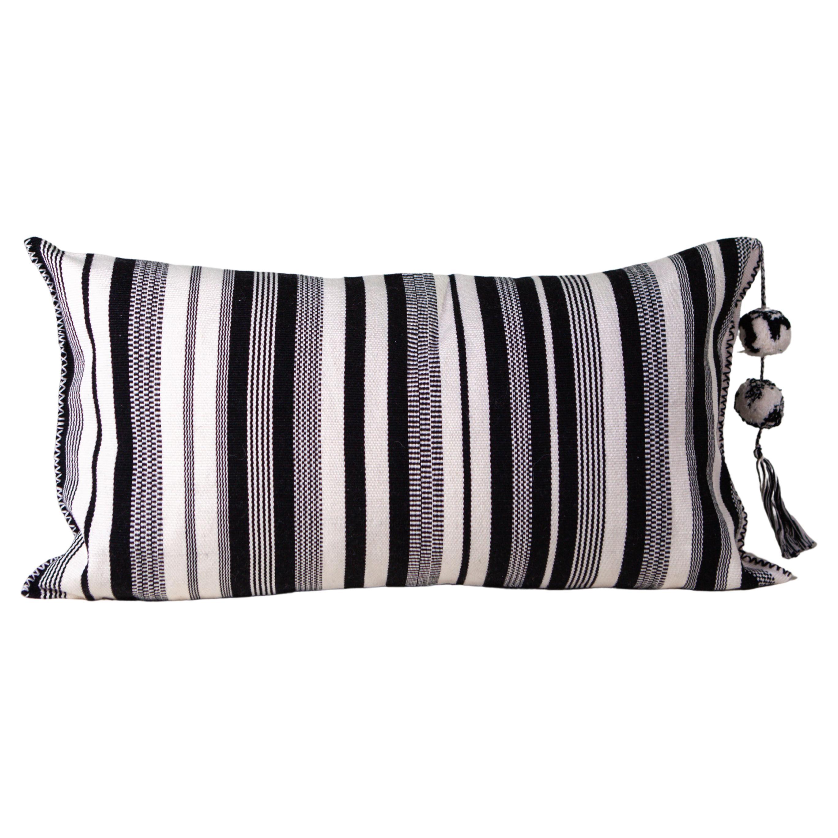 black lumbar throw pillows