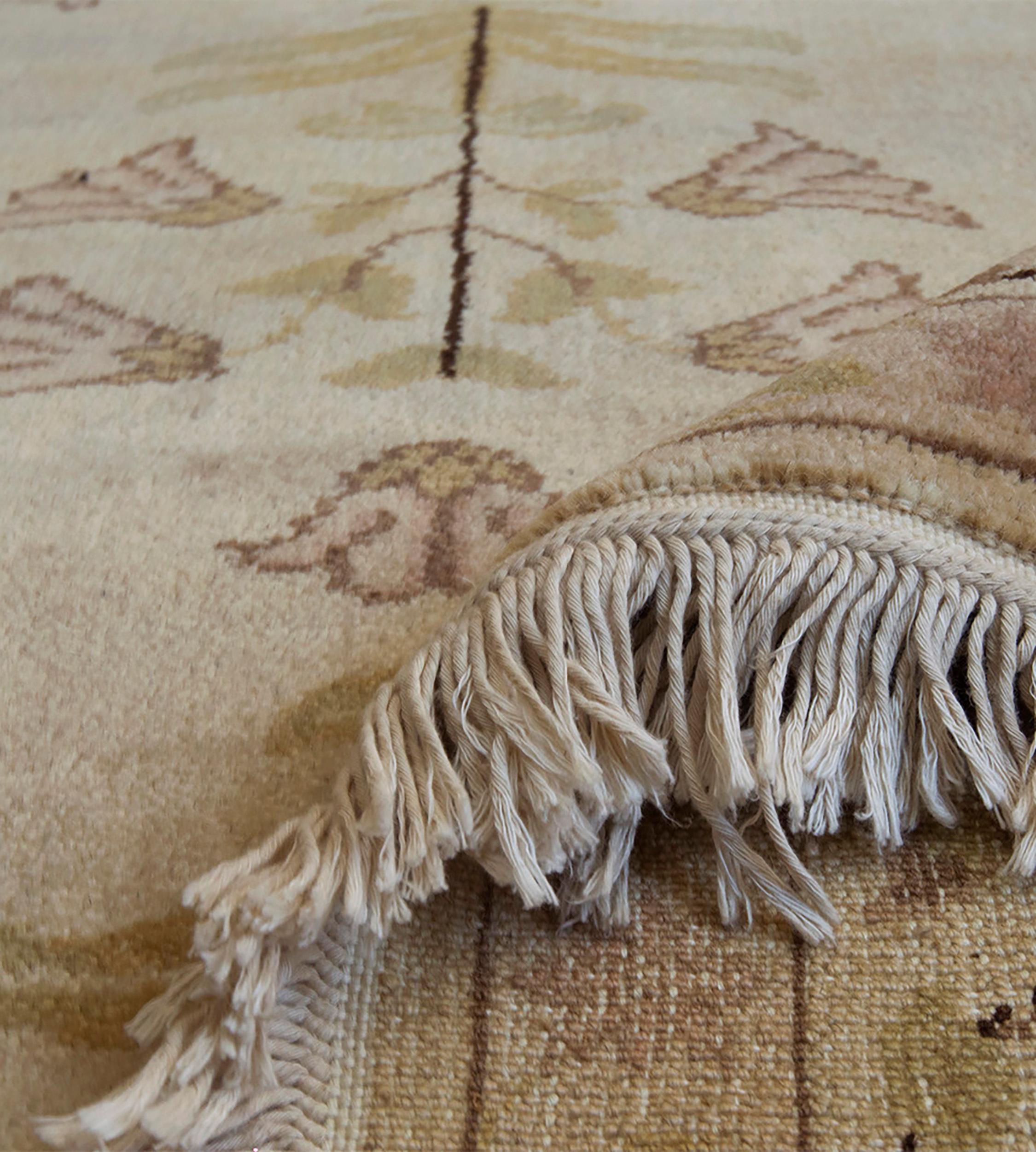 Hand-Knotted Handwoven Floral Agra-Inspired Design on 100% Natural Wool For Sale
