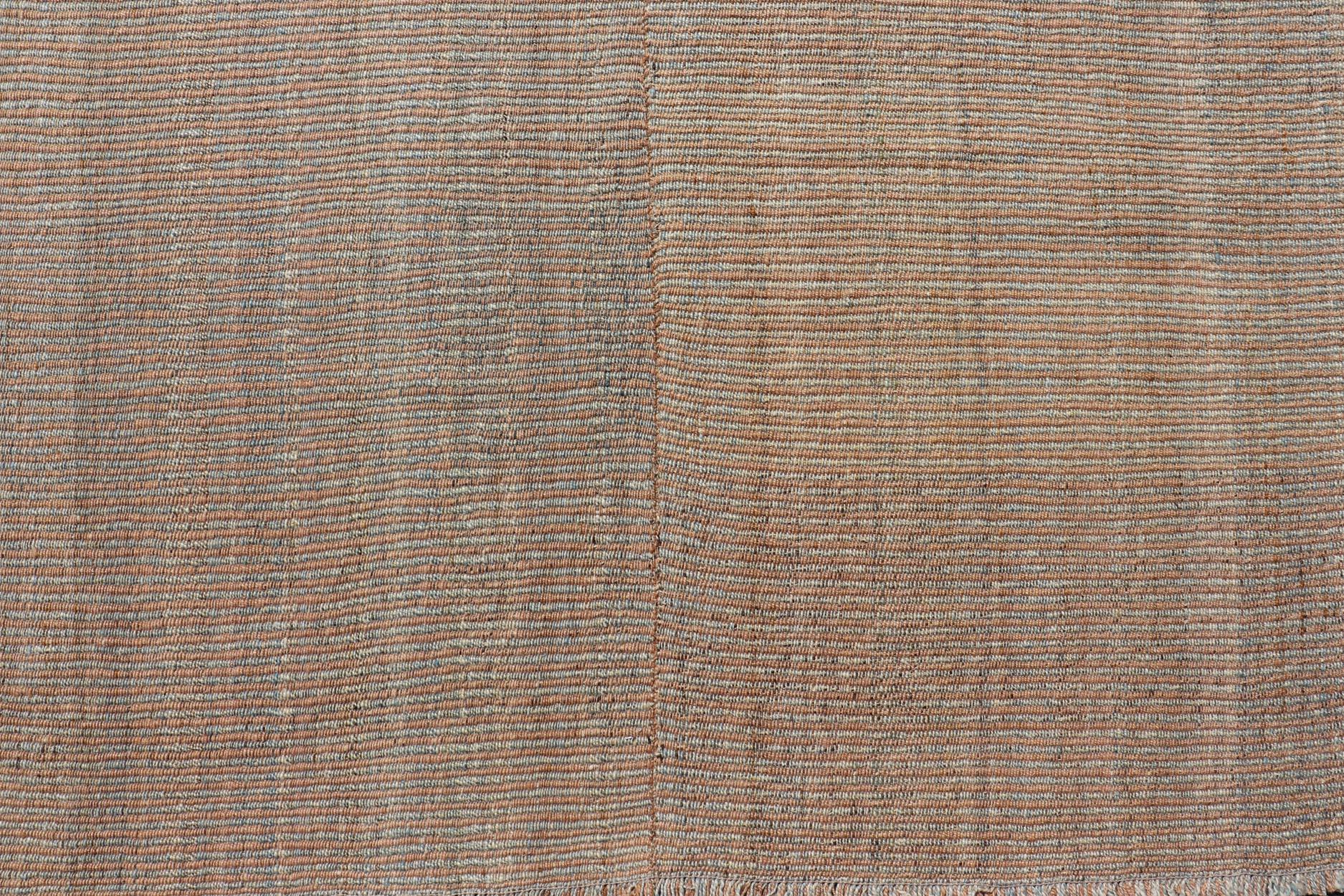 Handgewebter Kilim-Teppich in weichem Beige und warmen Korallentönen mit Textur 11'10 x 15'2 im Angebot 5