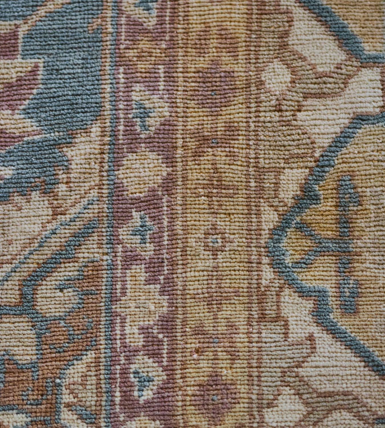 Handwoven Late 19th Century Amritsar Wool Rug For Sale 1