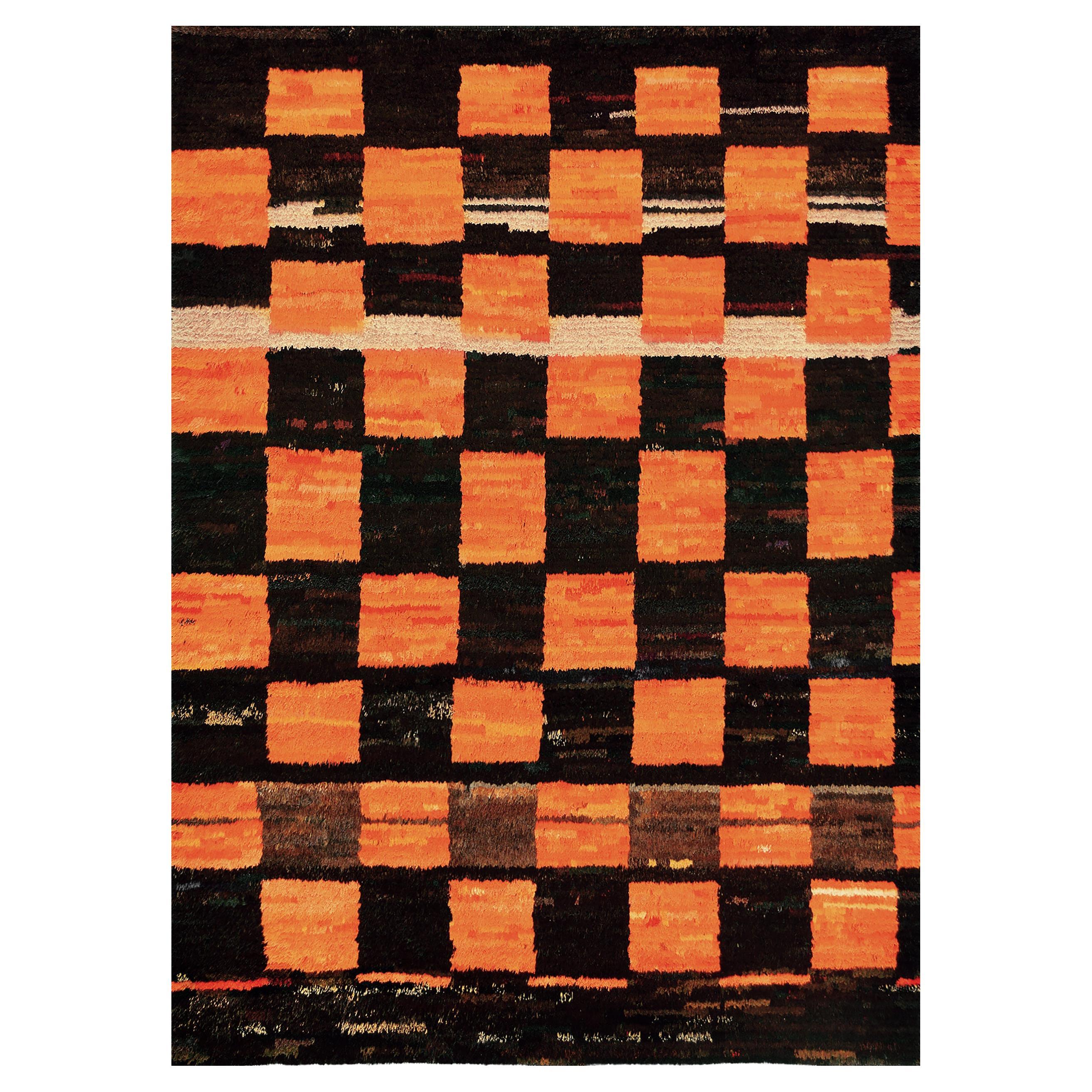 Handwoven Late 20th Century Deep-Pile Turkish Rug For Sale