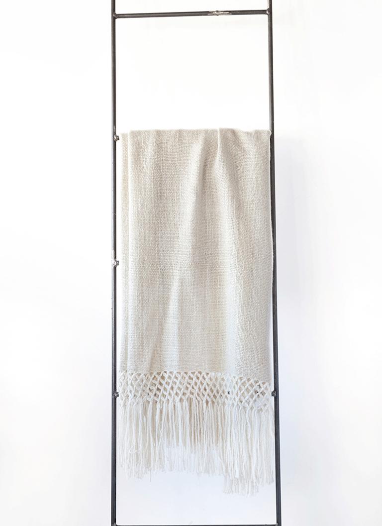 Handwoven Llama Wool Throw in Ivory Made in Argentina, In Stock In New Condition For Sale In West Hollywood, CA
