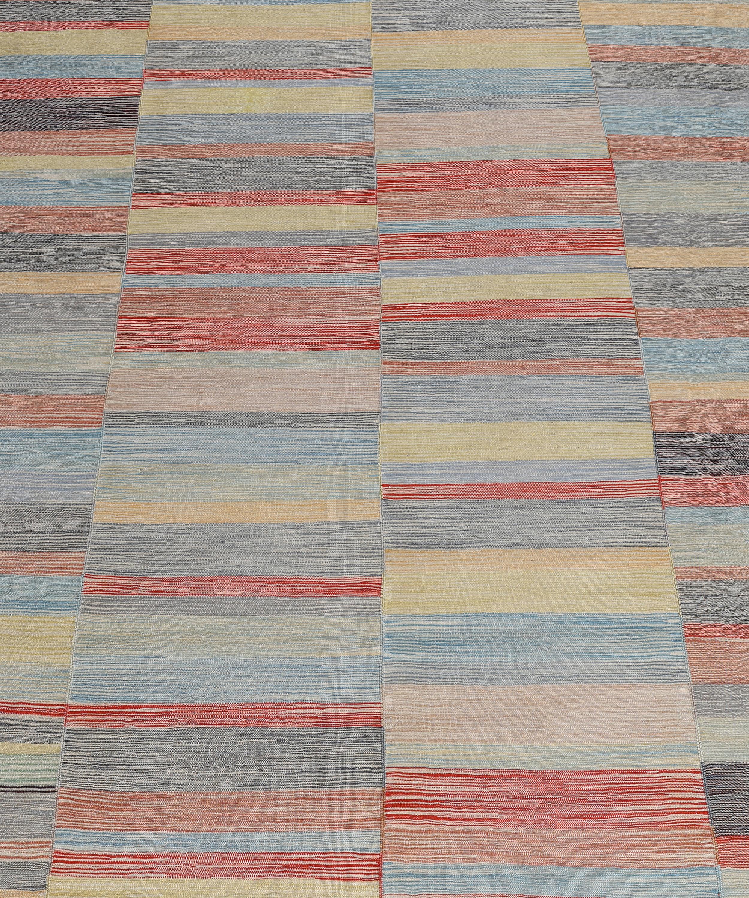 Alfombra tejida a mano en tejido plano Mazandaran pastel Moderno en venta