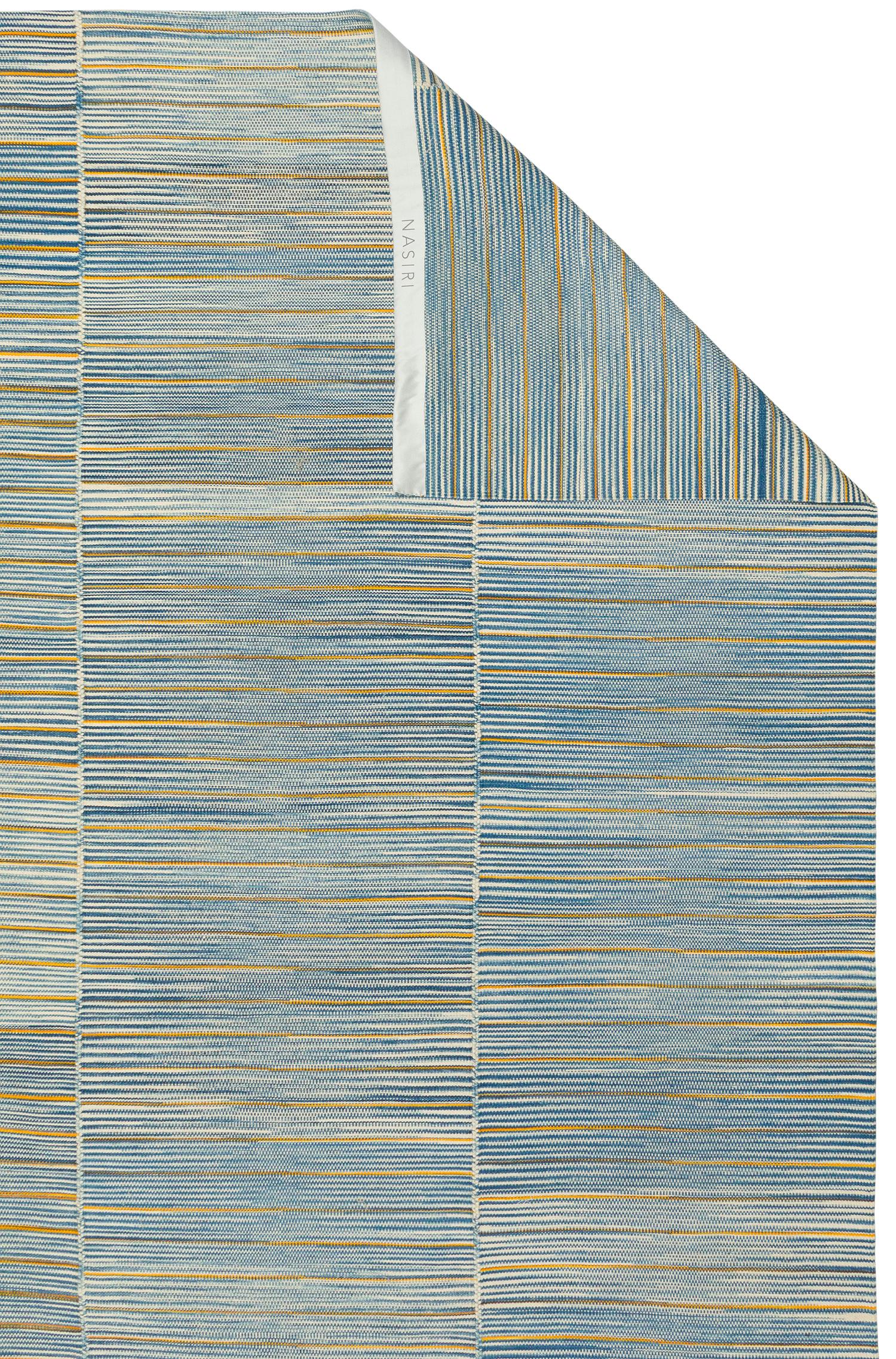 Alfombra tejida a mano estilo Mazandarán - Kilim afgano minimalista en azul suave Anudado a mano en venta