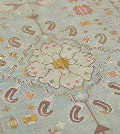Mid-20th Century Handwoven Indian Dhurrie Rug, Light Blue Medallion