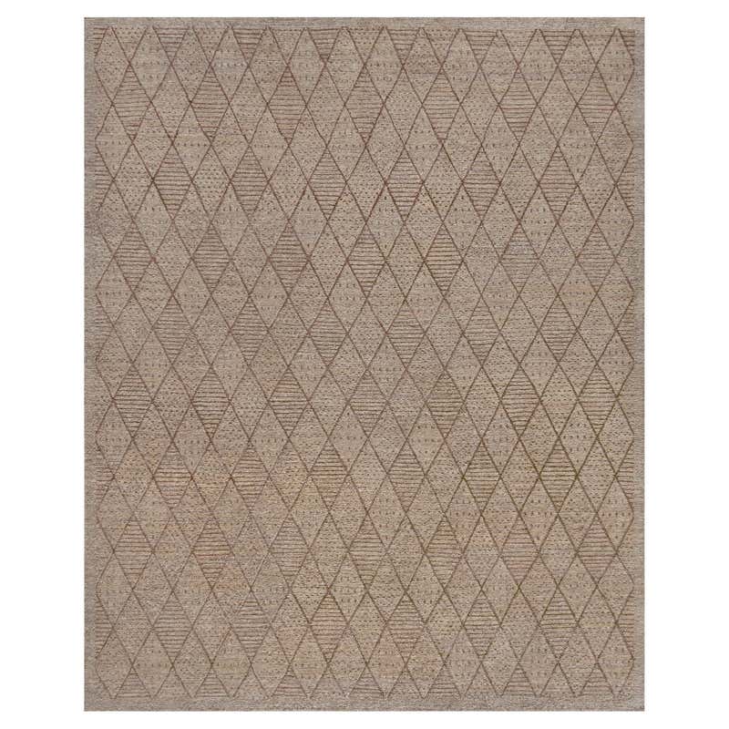 Modern Wool Diamond Pattern Handwoven Rug For Sale at 1stDibs