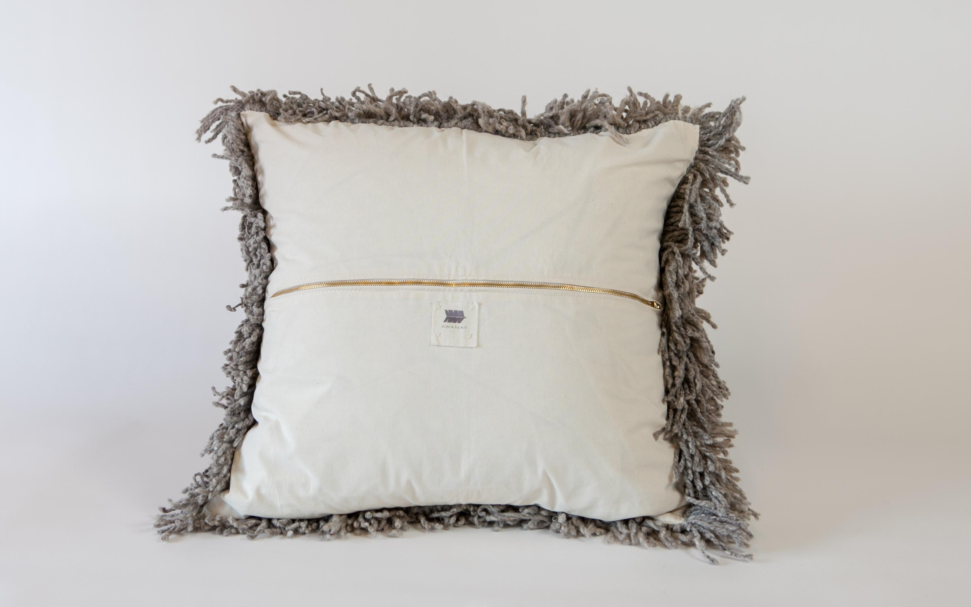 Handwoven Modern Organic Wool Throw Pillow in Ivory, in Stock In New Condition In West Hollywood, CA