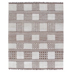 Handgewebter moderner Teppich  Merinowolle und Leder, marokkanisches Turok-inspiriertes Design