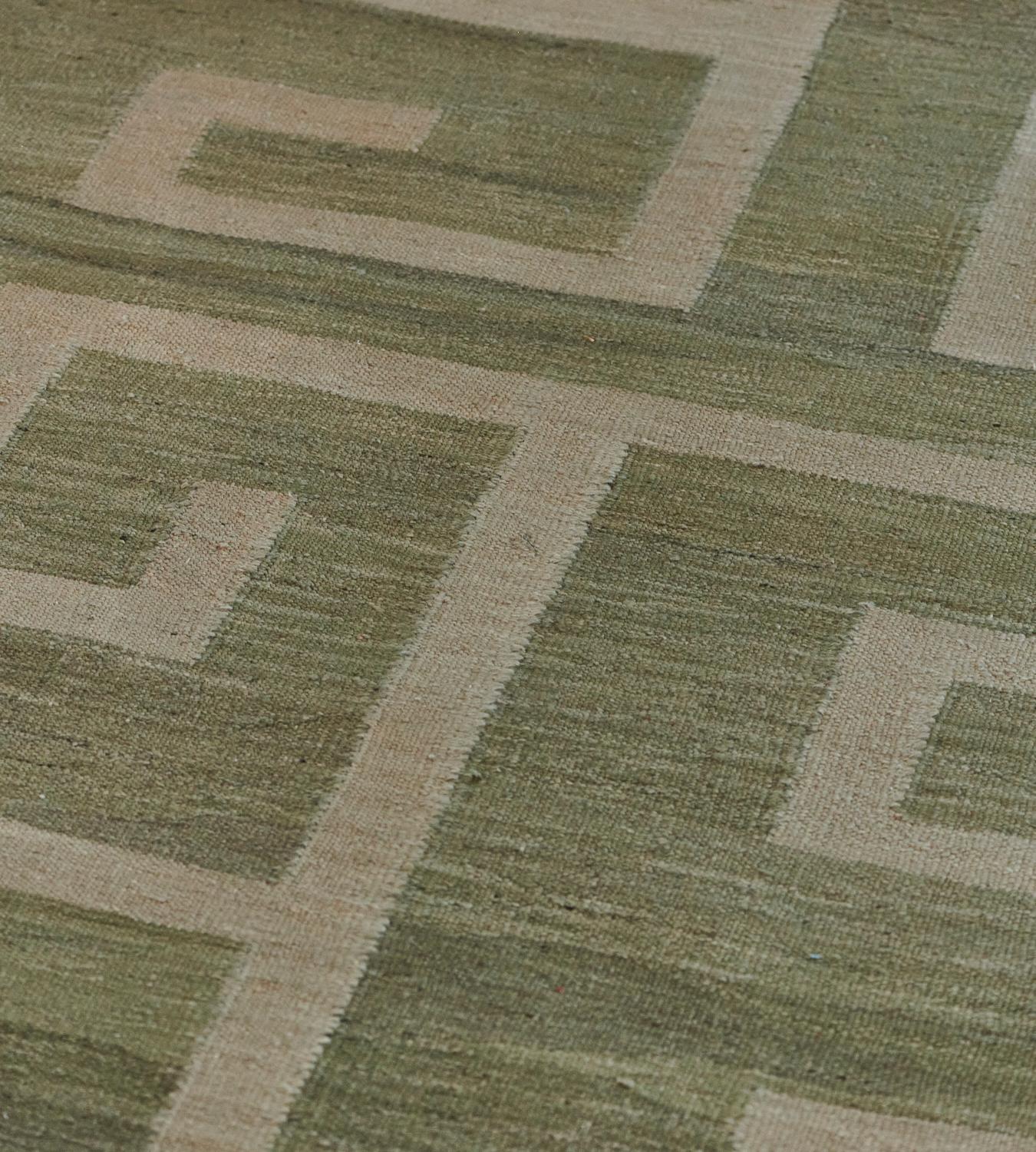 Hand-Knotted Handwoven Modern Wool Flatweave Rug For Sale