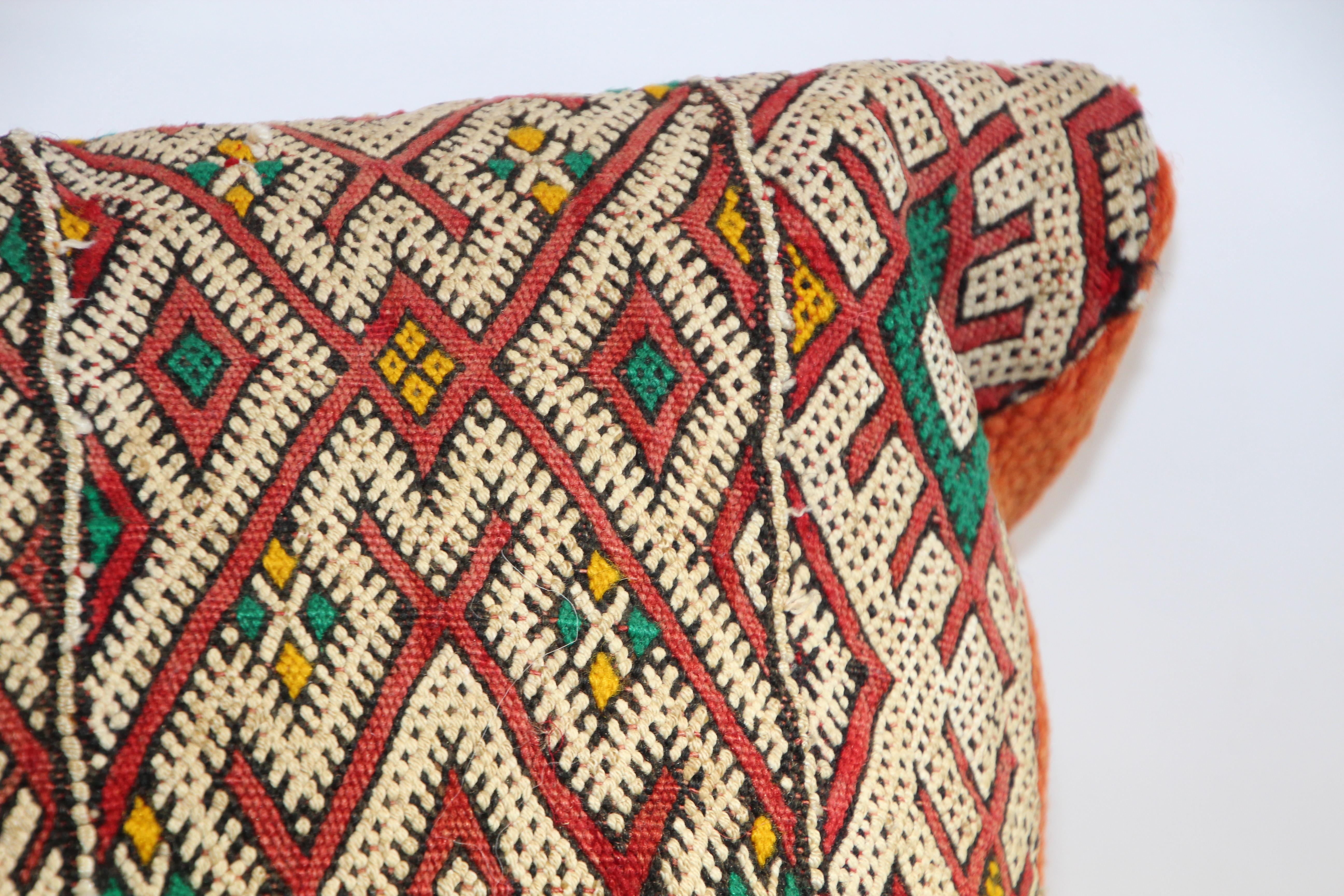 Handwoven Moroccan Berber Pillow In Good Condition For Sale In North Hollywood, CA