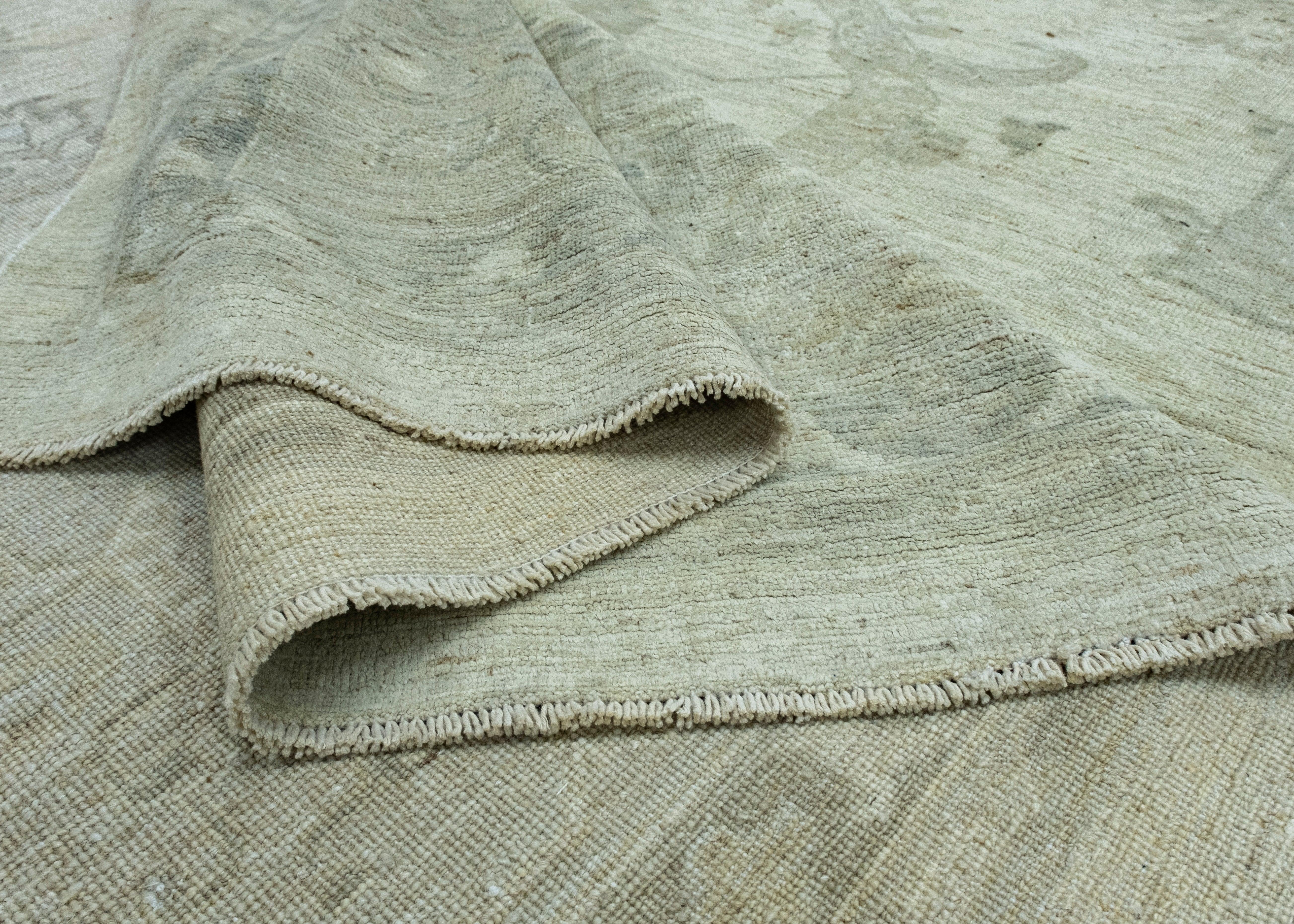 Wool Handwoven Oushak Rug 13'8