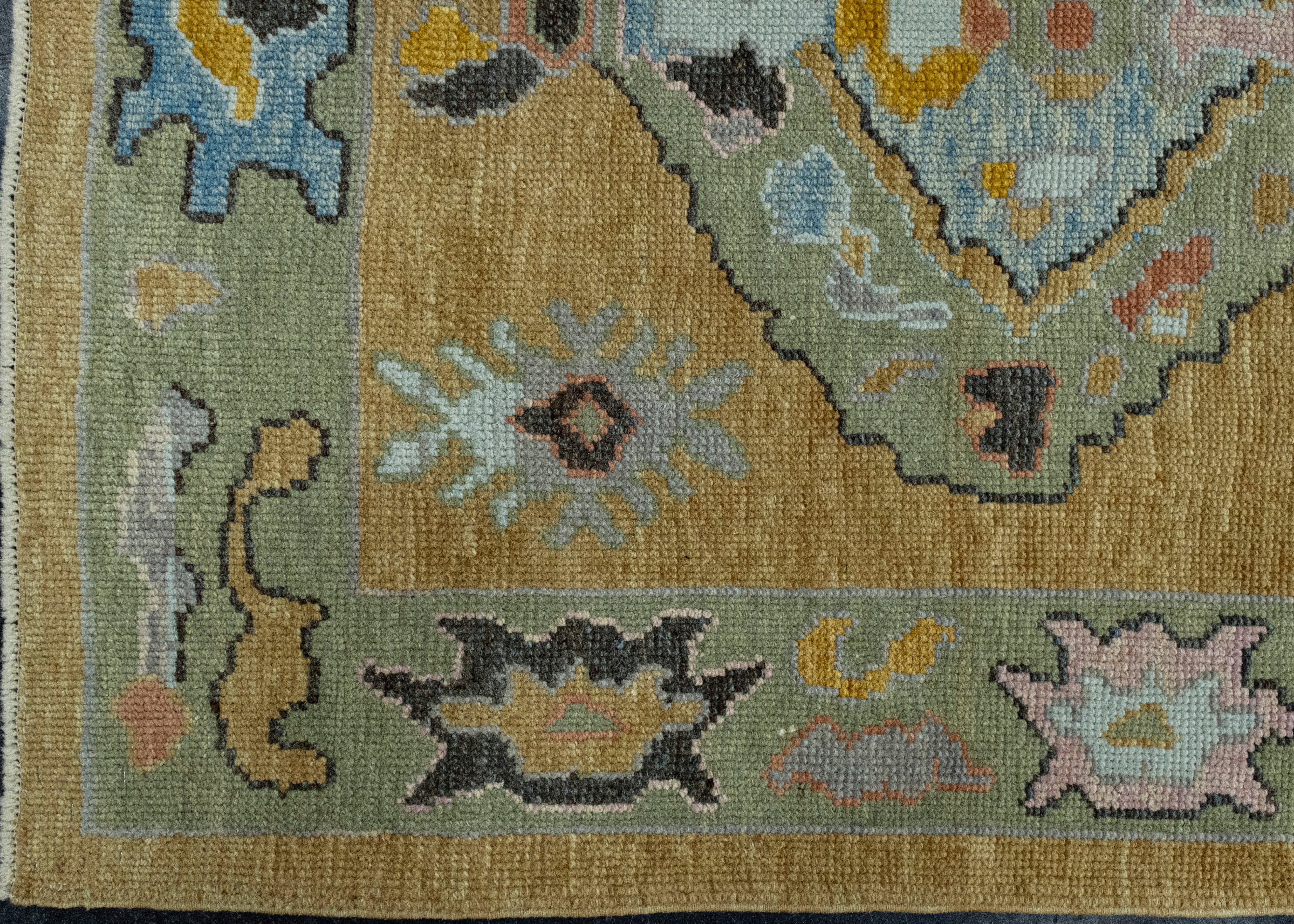Tapis Oushak tissé à la main 4'2