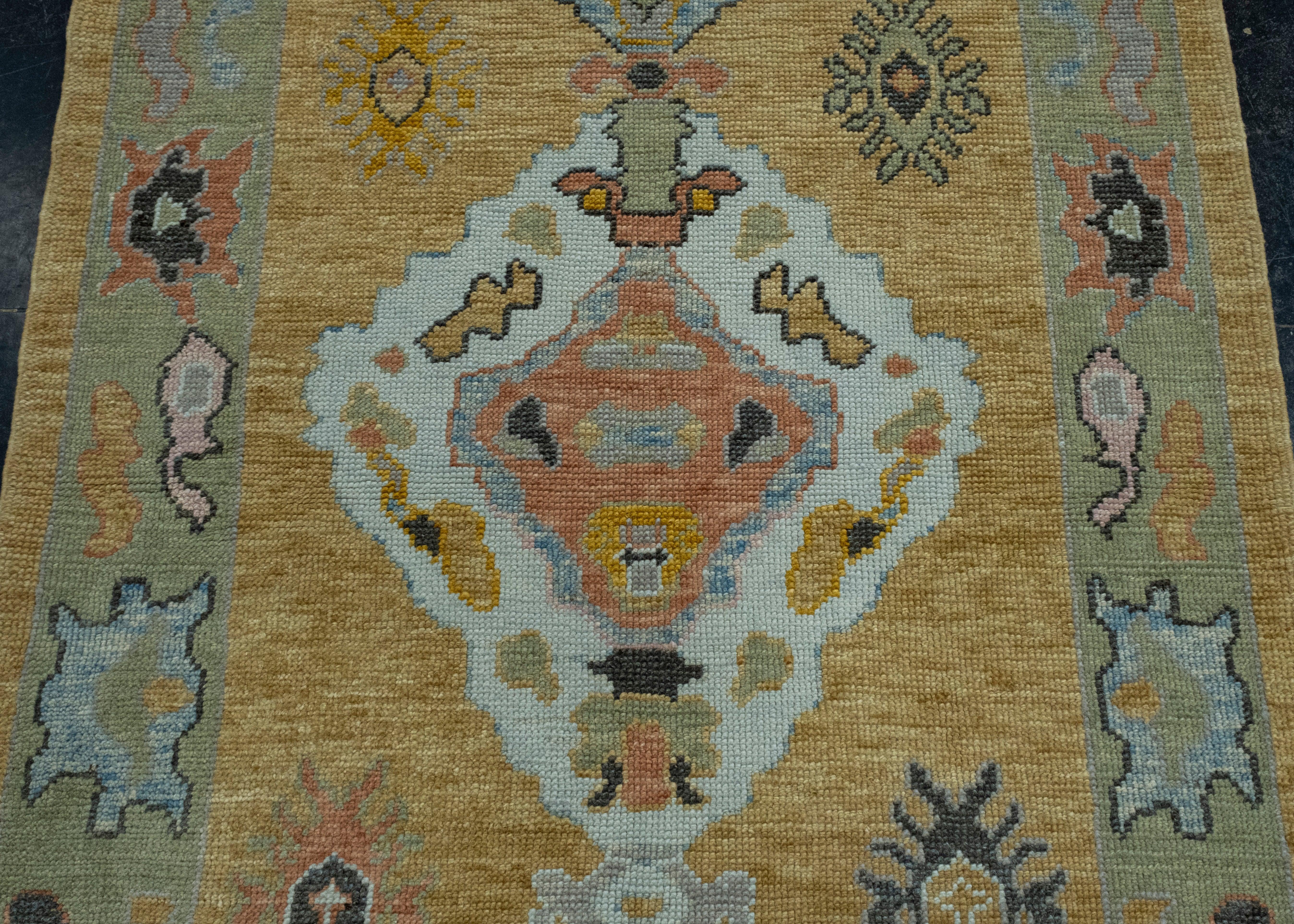 XXIe siècle et contemporain Tapis Oushak tissé à la main 4'2