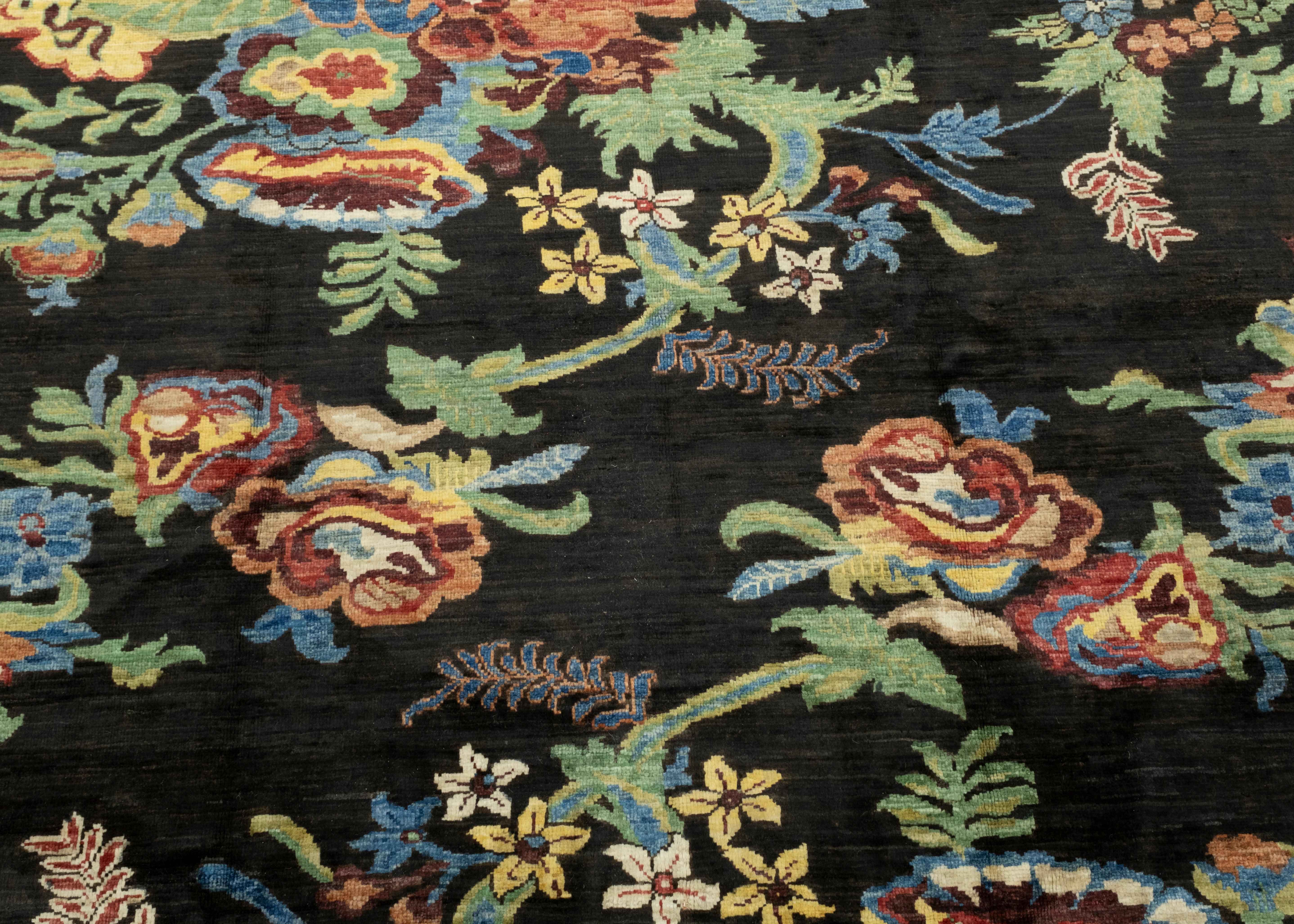 Handwoven Oushak Rug 5'8